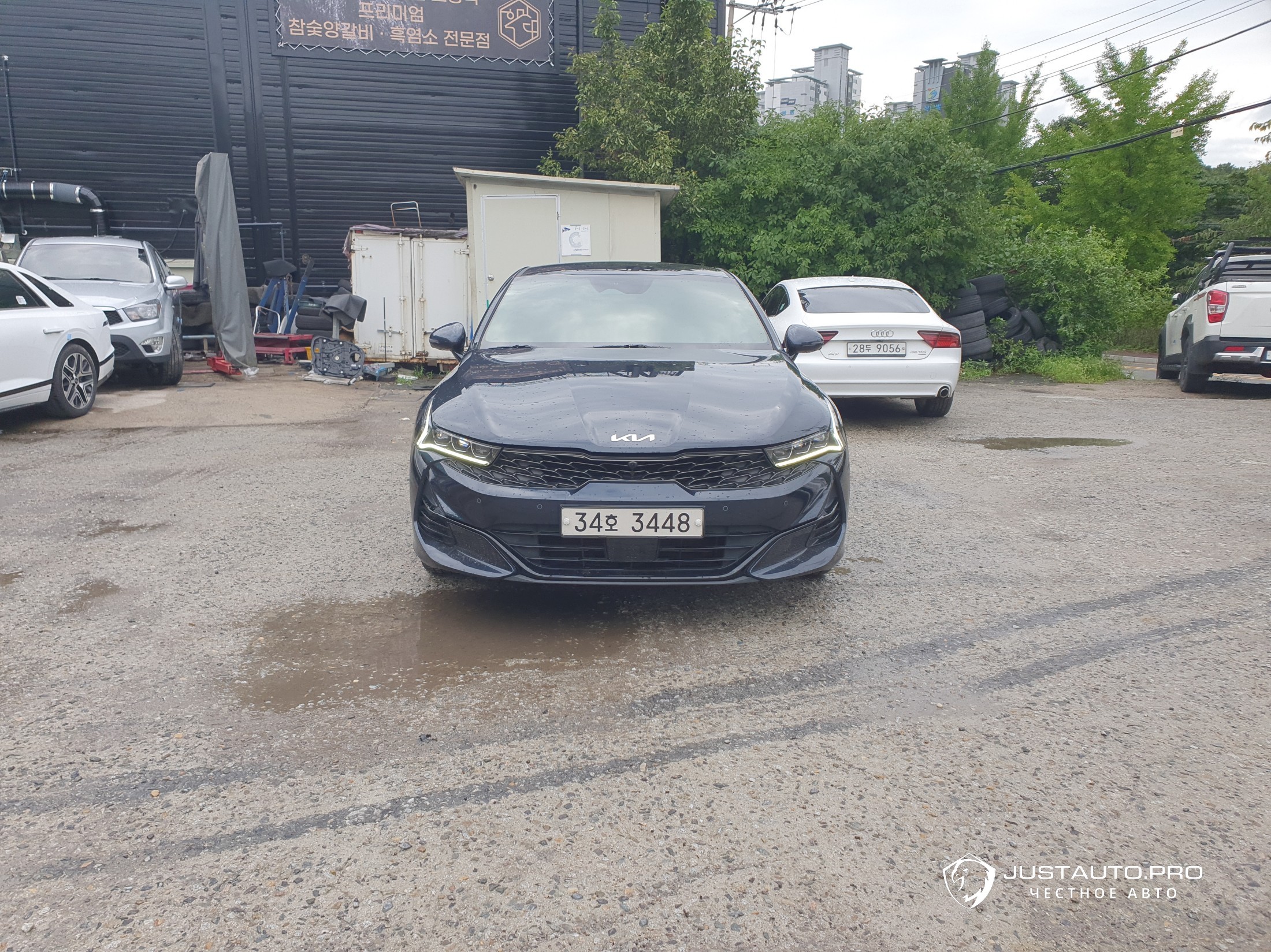 Автомобиль Kia K5