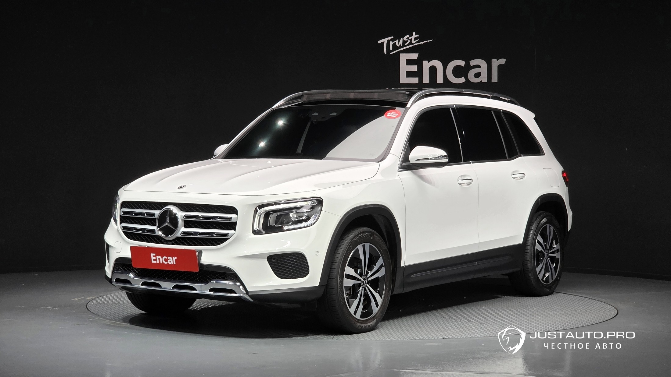 Автомобиль Mercedes-Benz GLB-Class