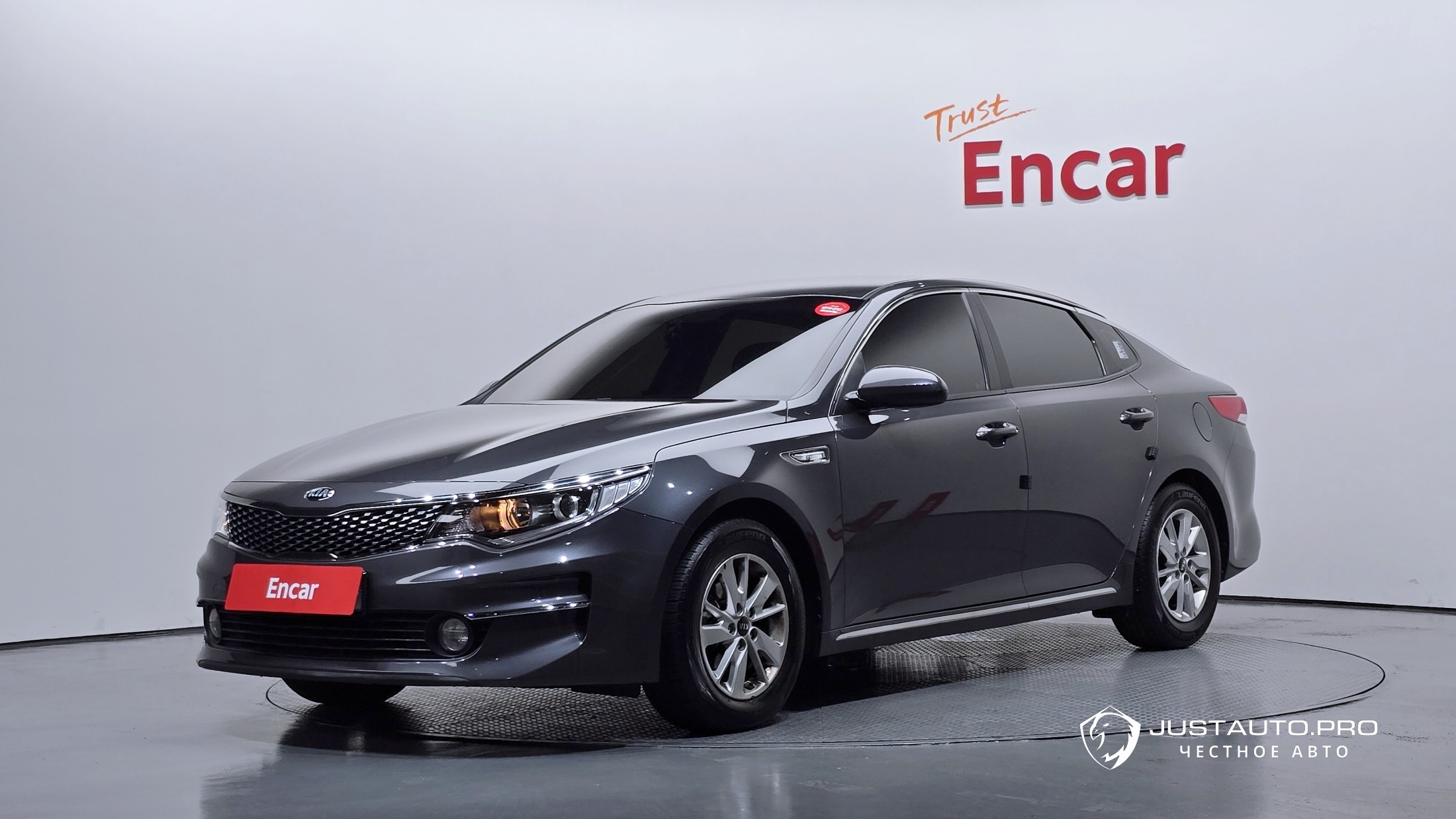 Автомобиль Kia K5