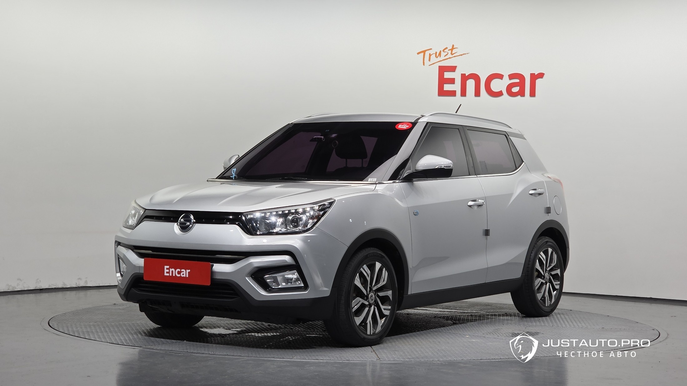 Автомобиль KG_Mobility_Ssangyong TIBOLI