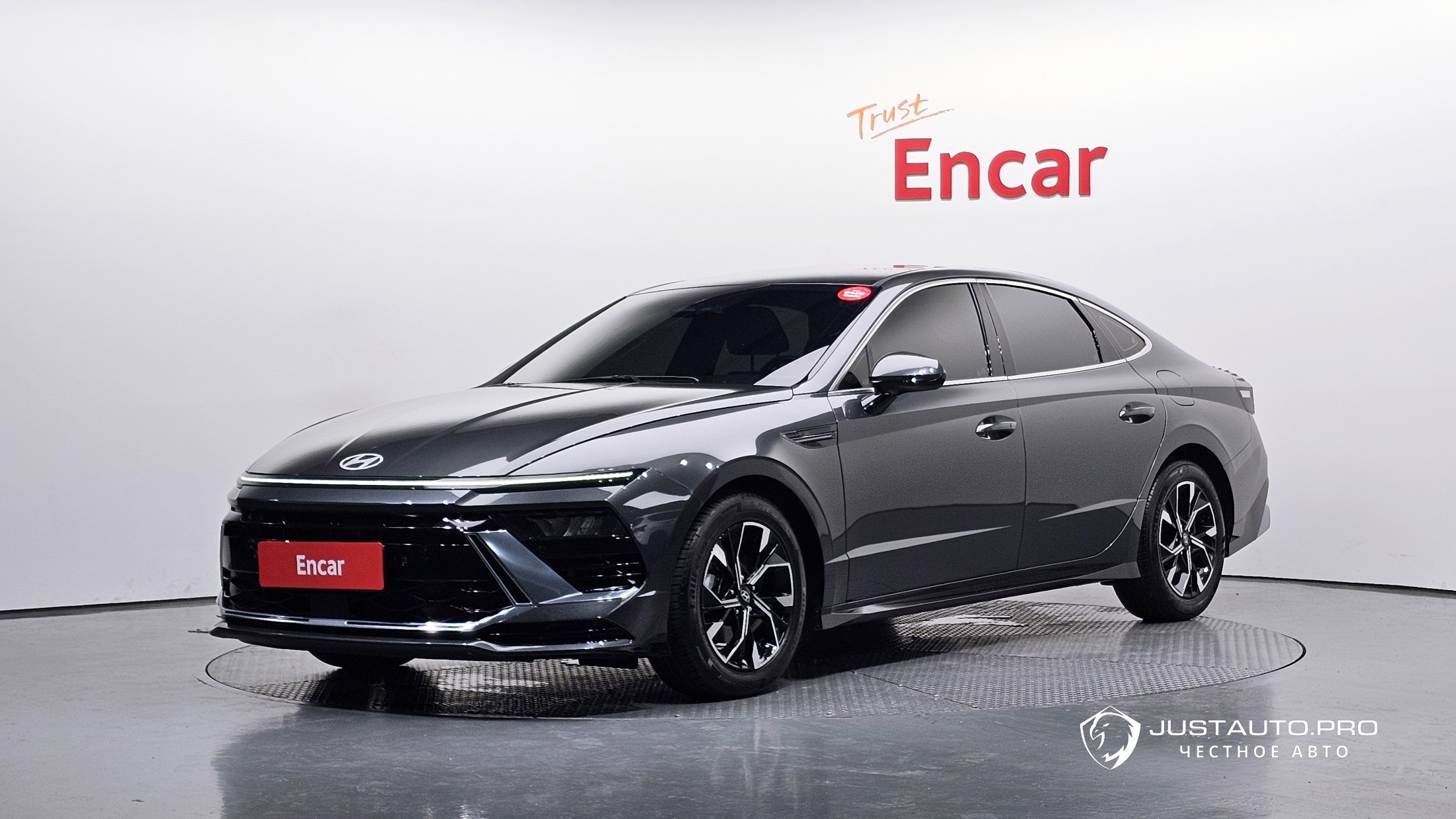 Автомобиль Hyundai Sonata