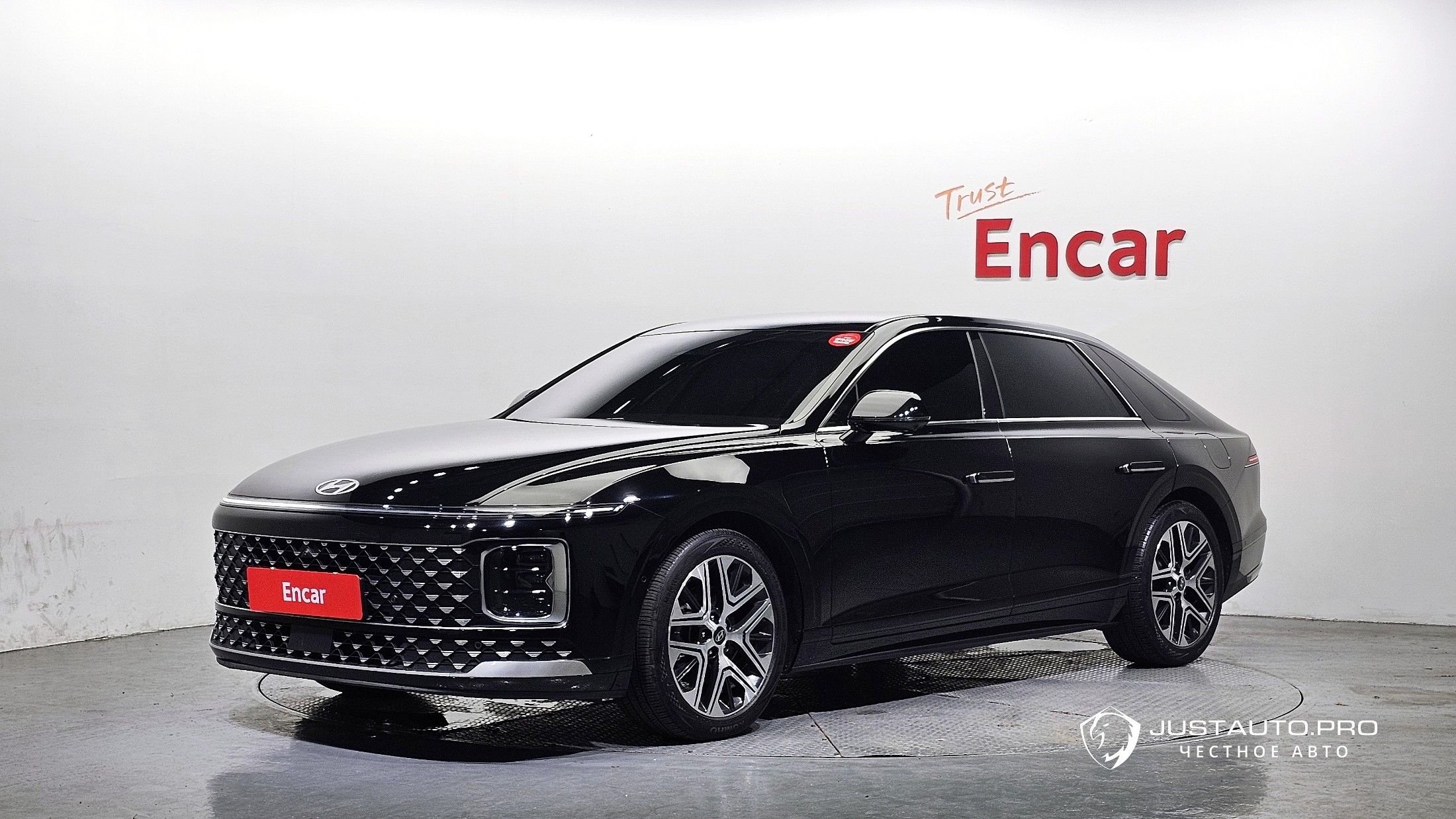 Автомобиль Hyundai Grandeur
