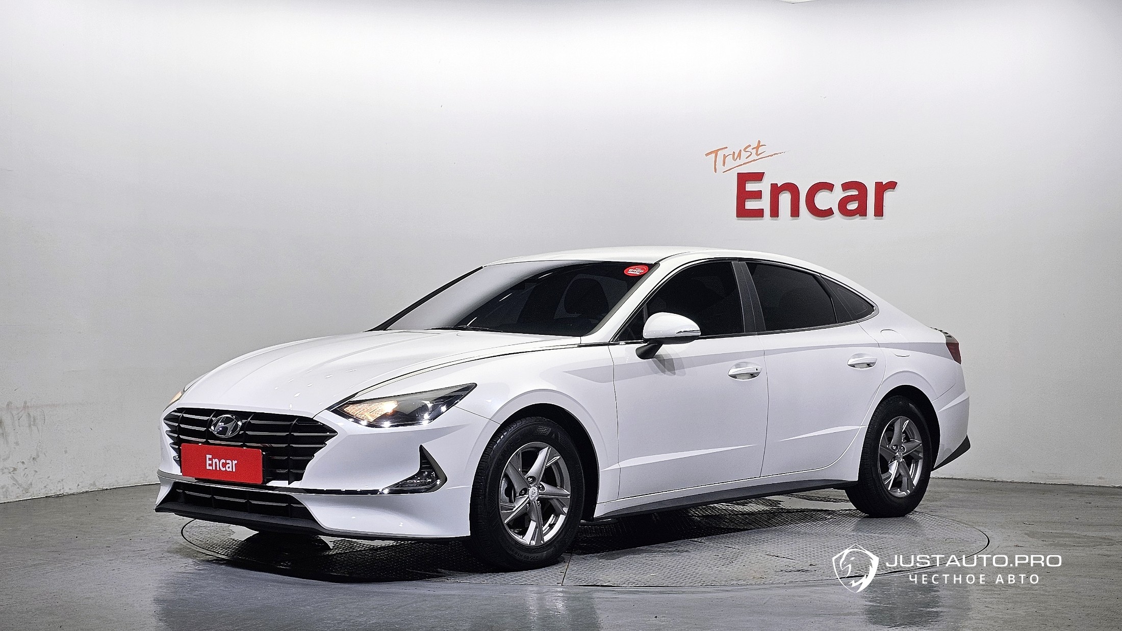 Автомобиль Hyundai Sonata