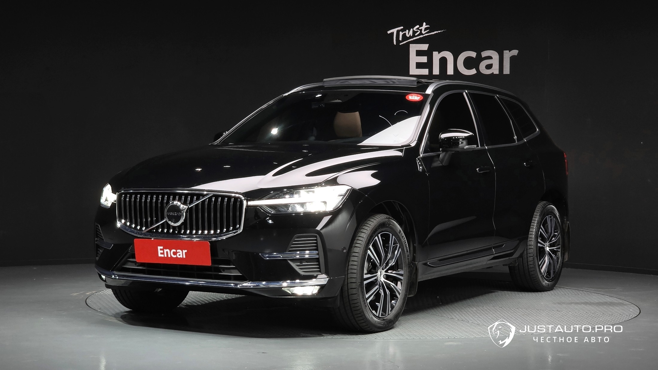 Автомобиль Volvo XC60
