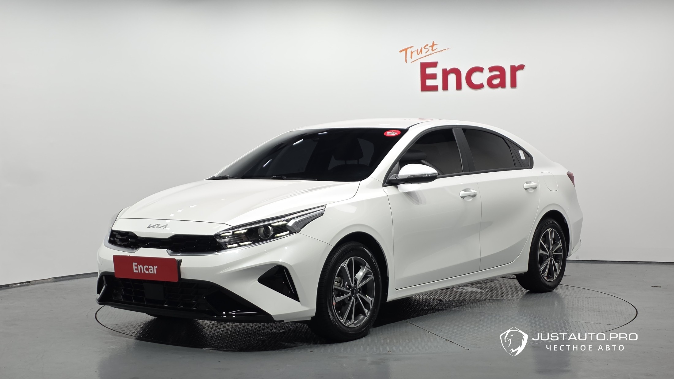 Автомобиль Kia K3