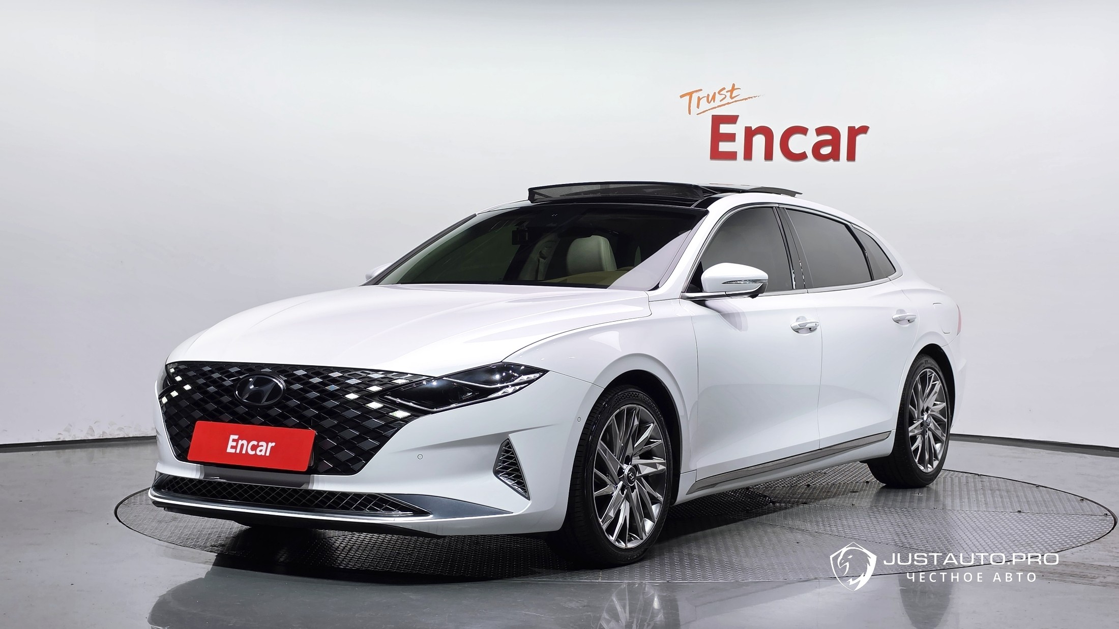 Автомобиль Hyundai Grandeur