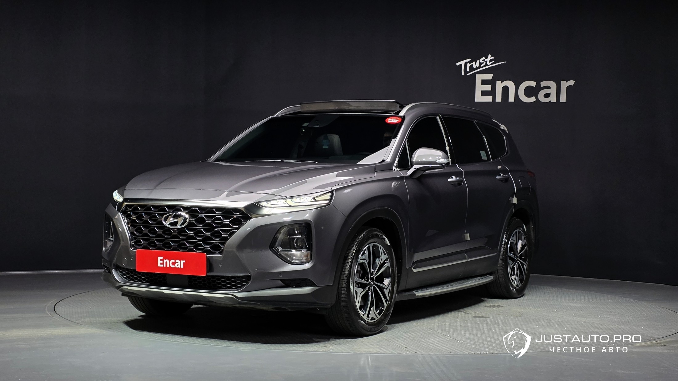 Автомобиль Hyundai Santafe