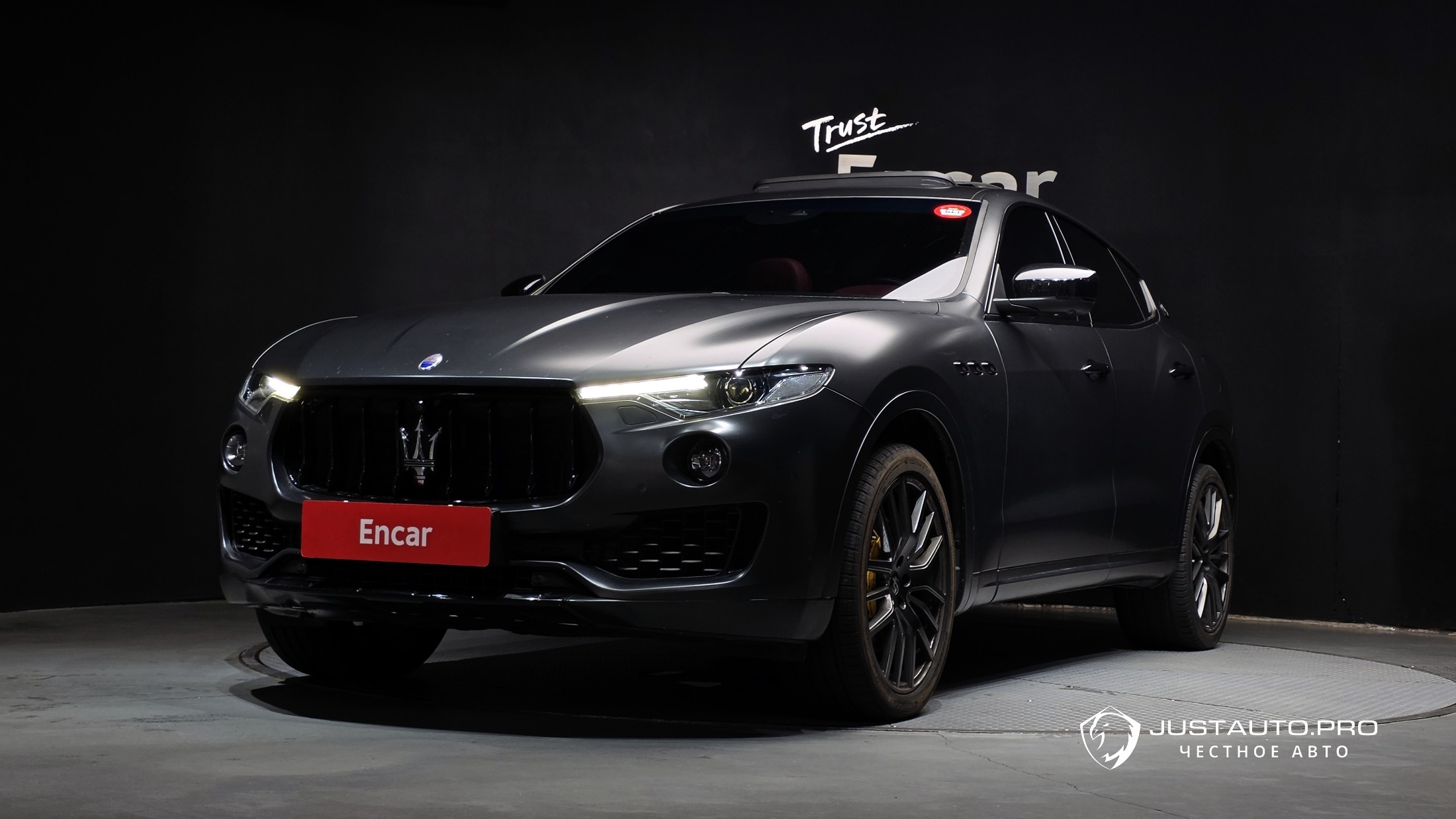 Автомобиль Maserati Levante