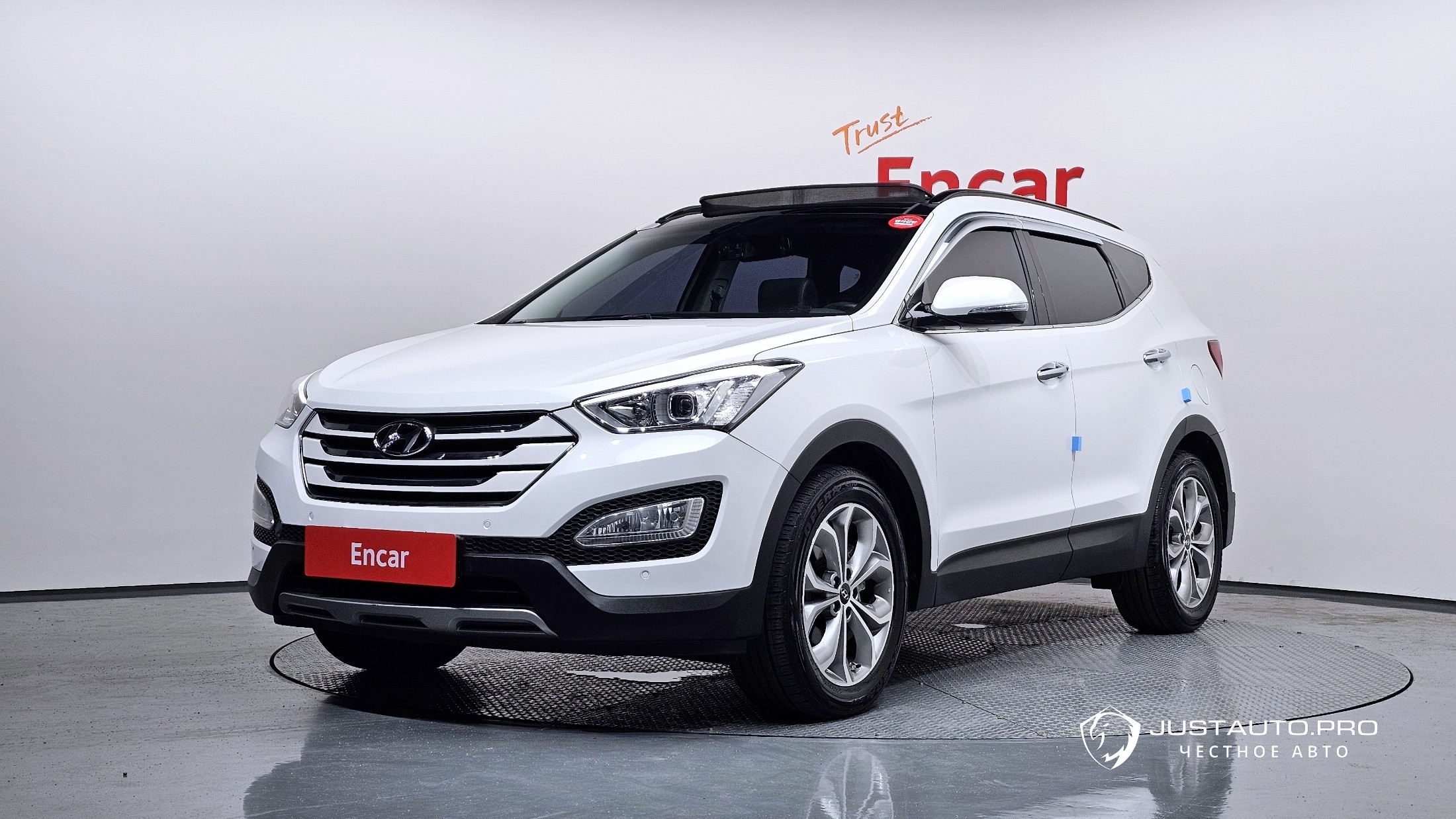 Автомобиль Hyundai Santafe