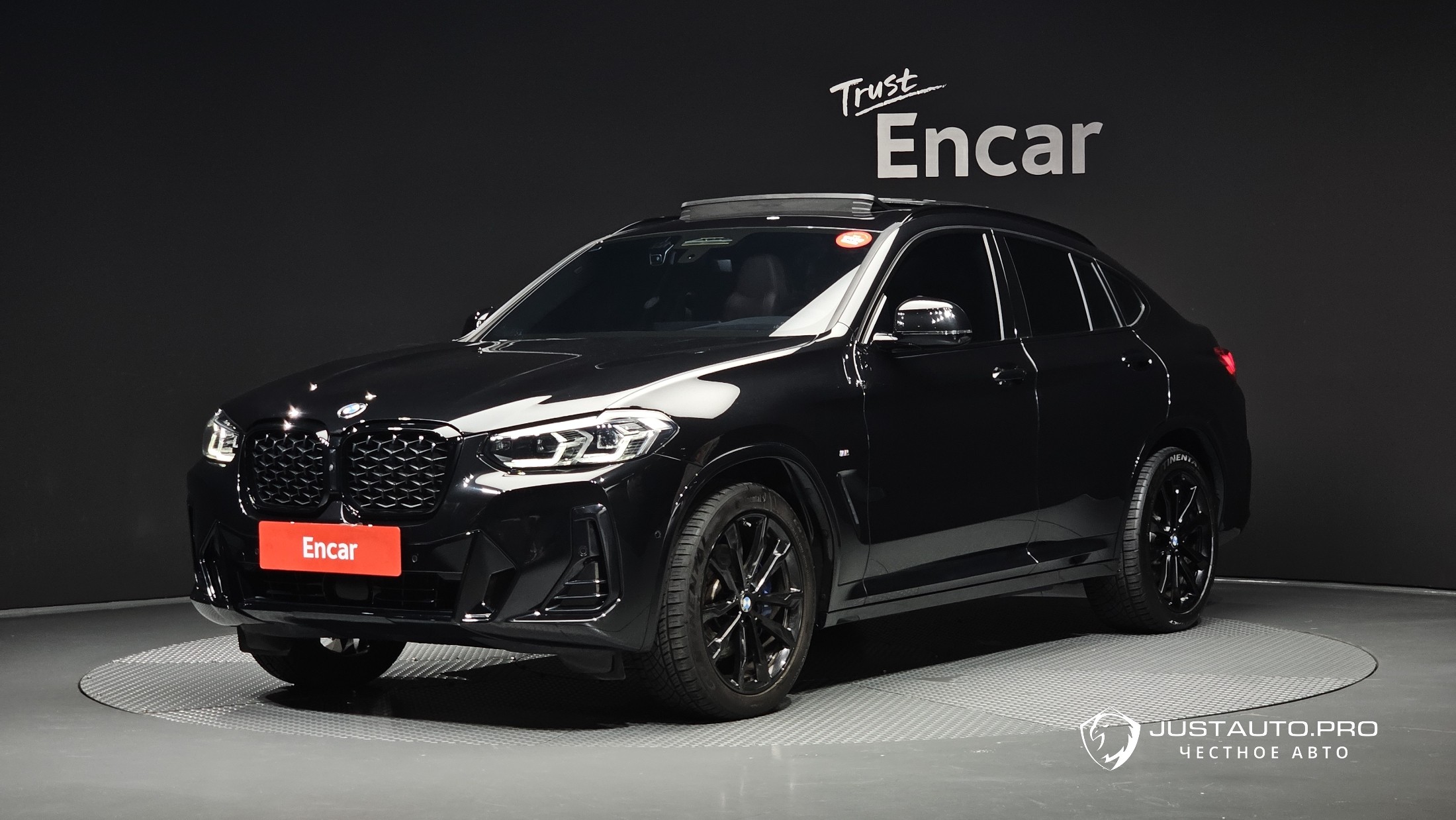 Автомобиль BMW X4