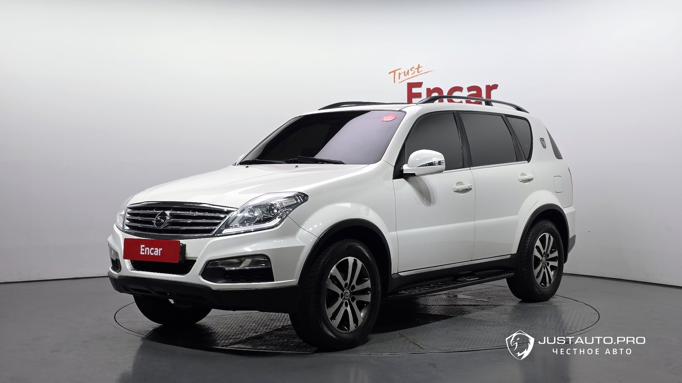 Автомобиль KG_Mobility_Ssangyong Rexton
