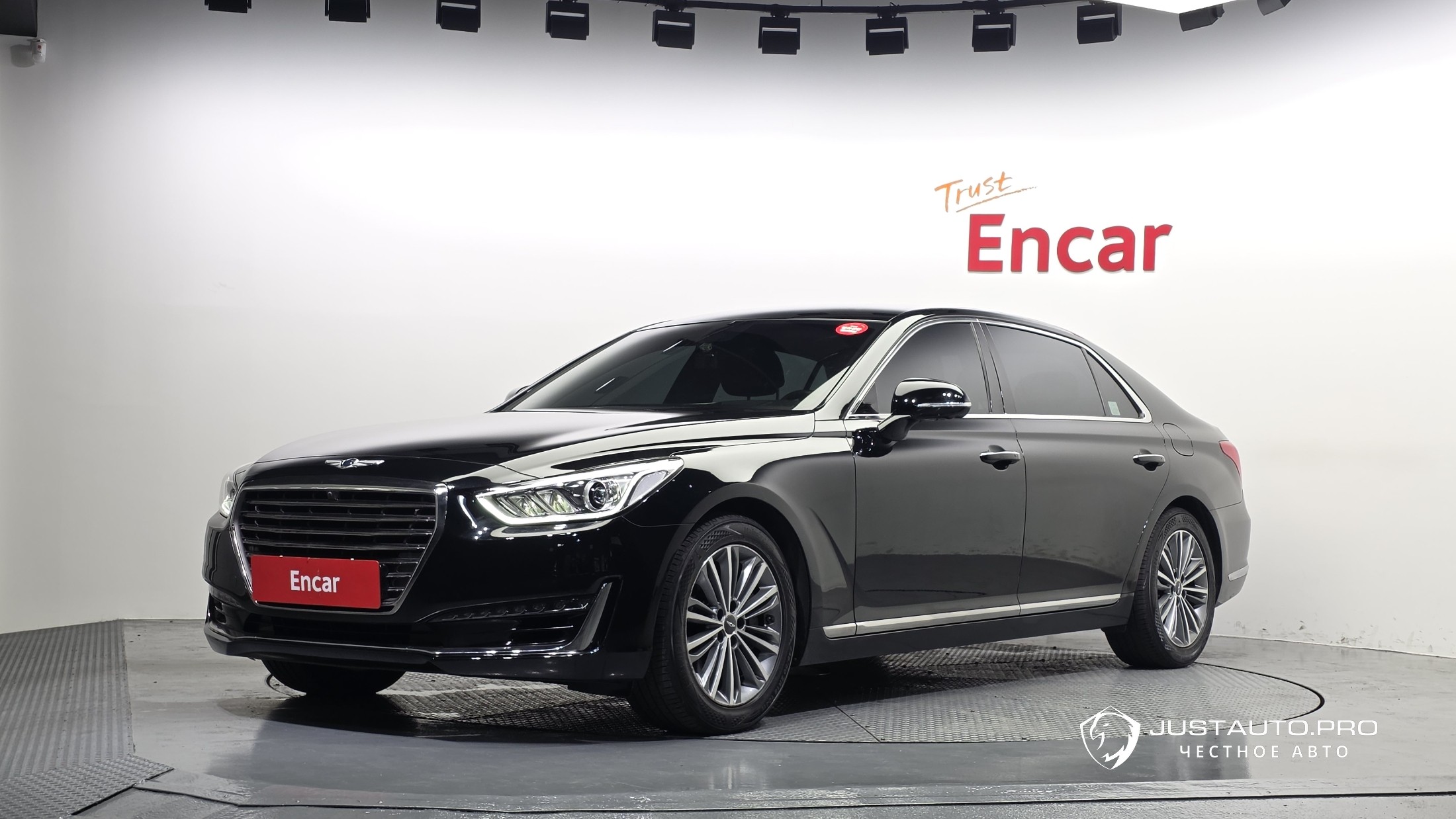 Автомобиль Genesis EQ900