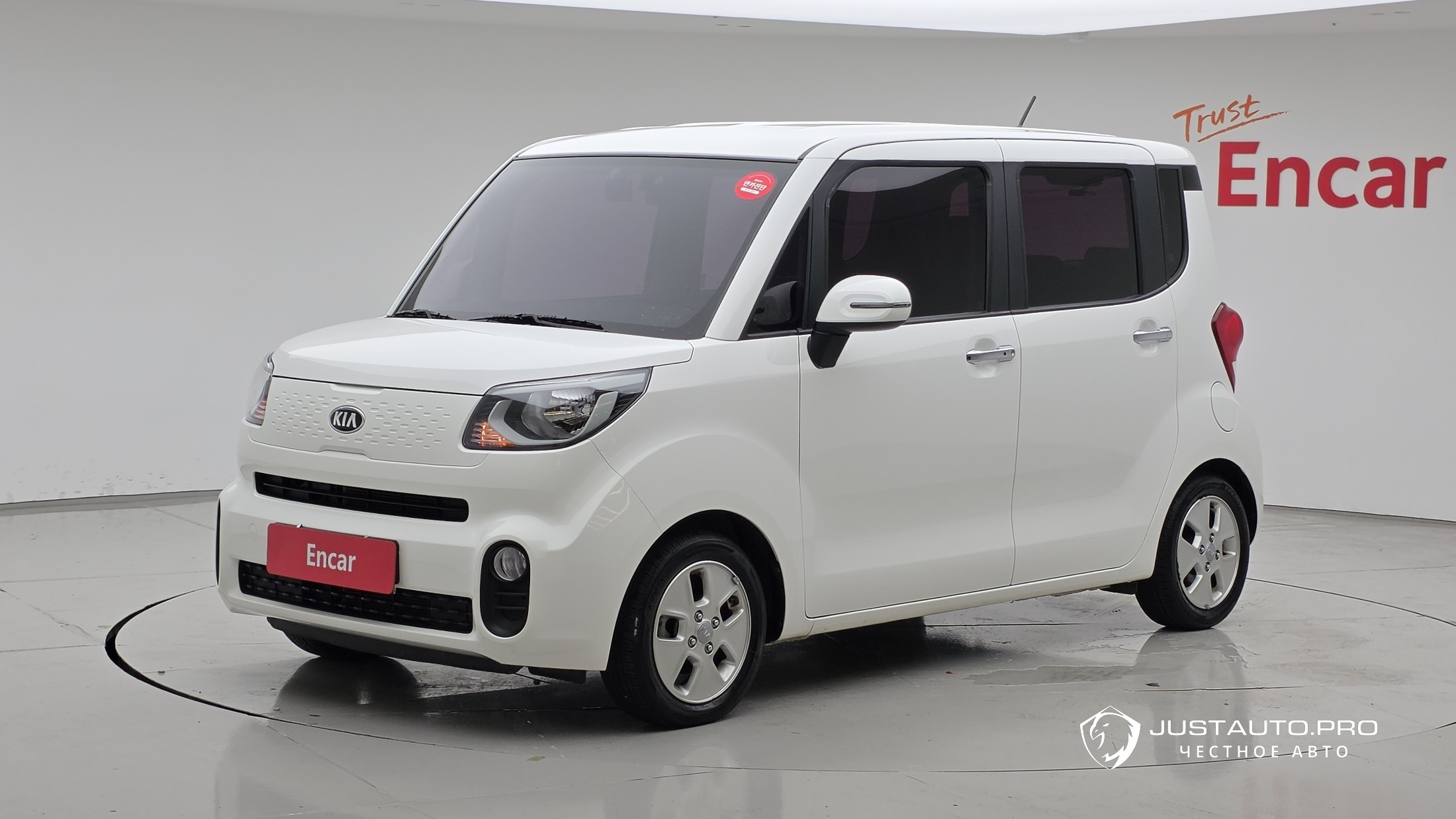 Автомобиль Kia RAY