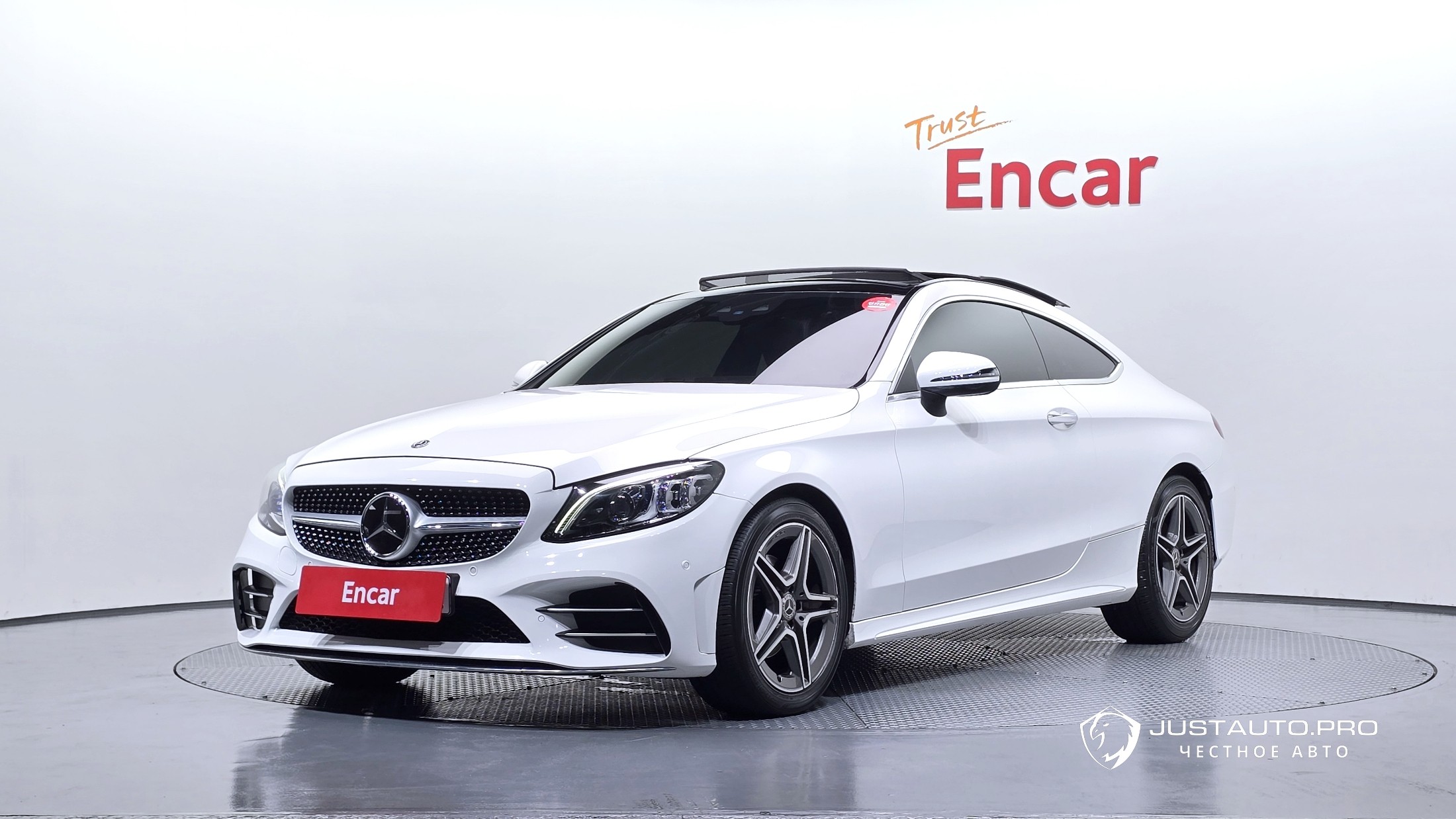 Автомобиль Mercedes-Benz C-Class