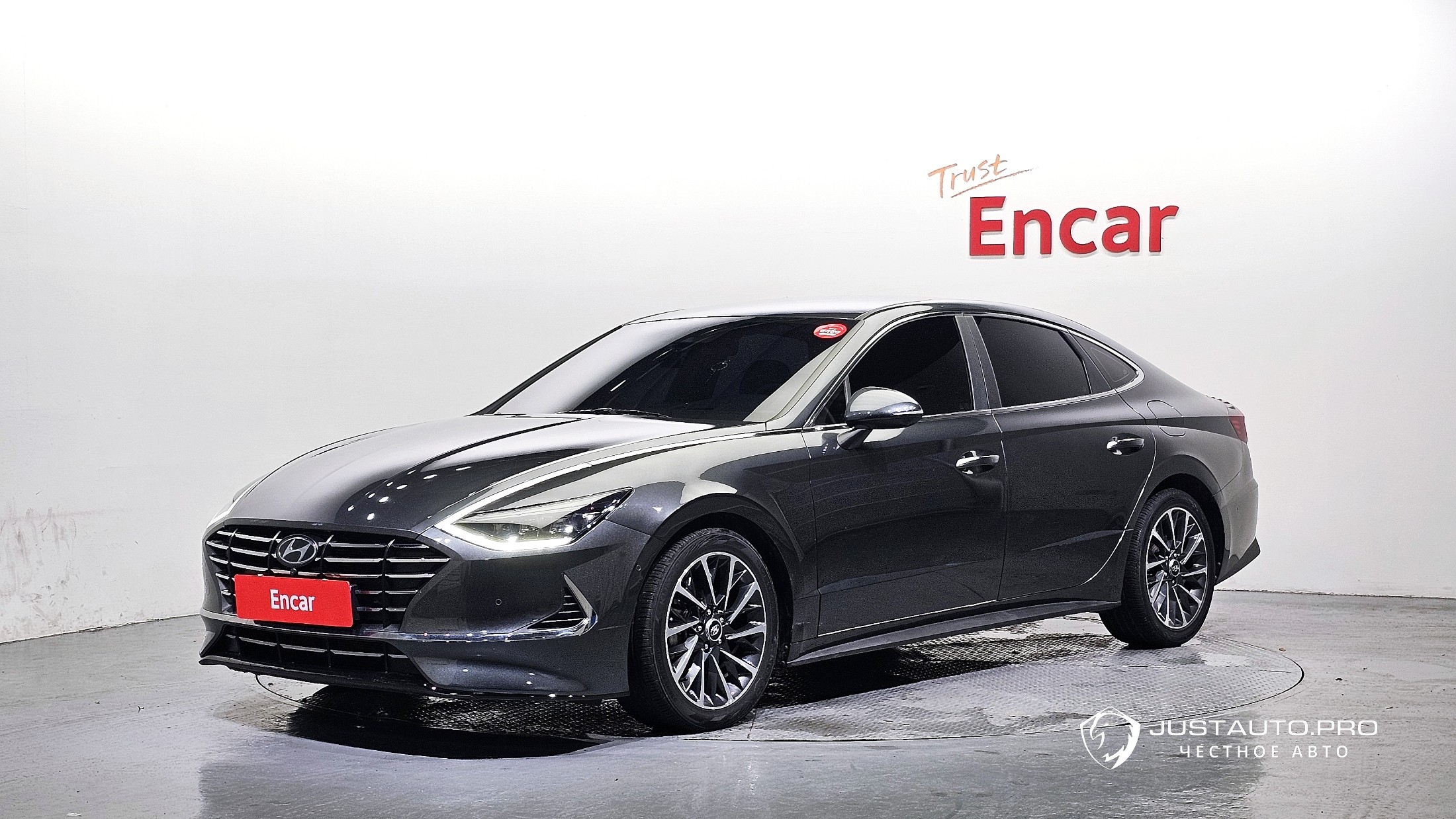 Автомобиль Hyundai Sonata