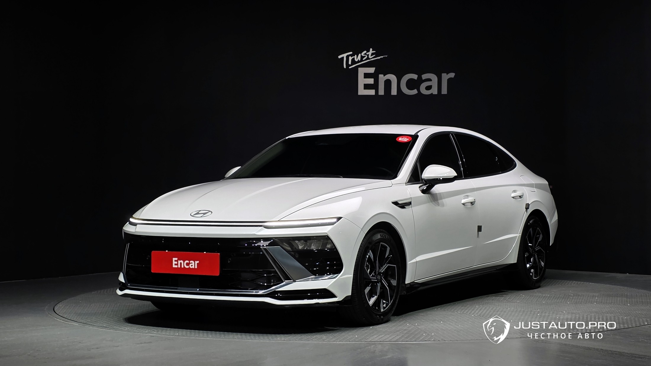 Автомобиль Hyundai Sonata