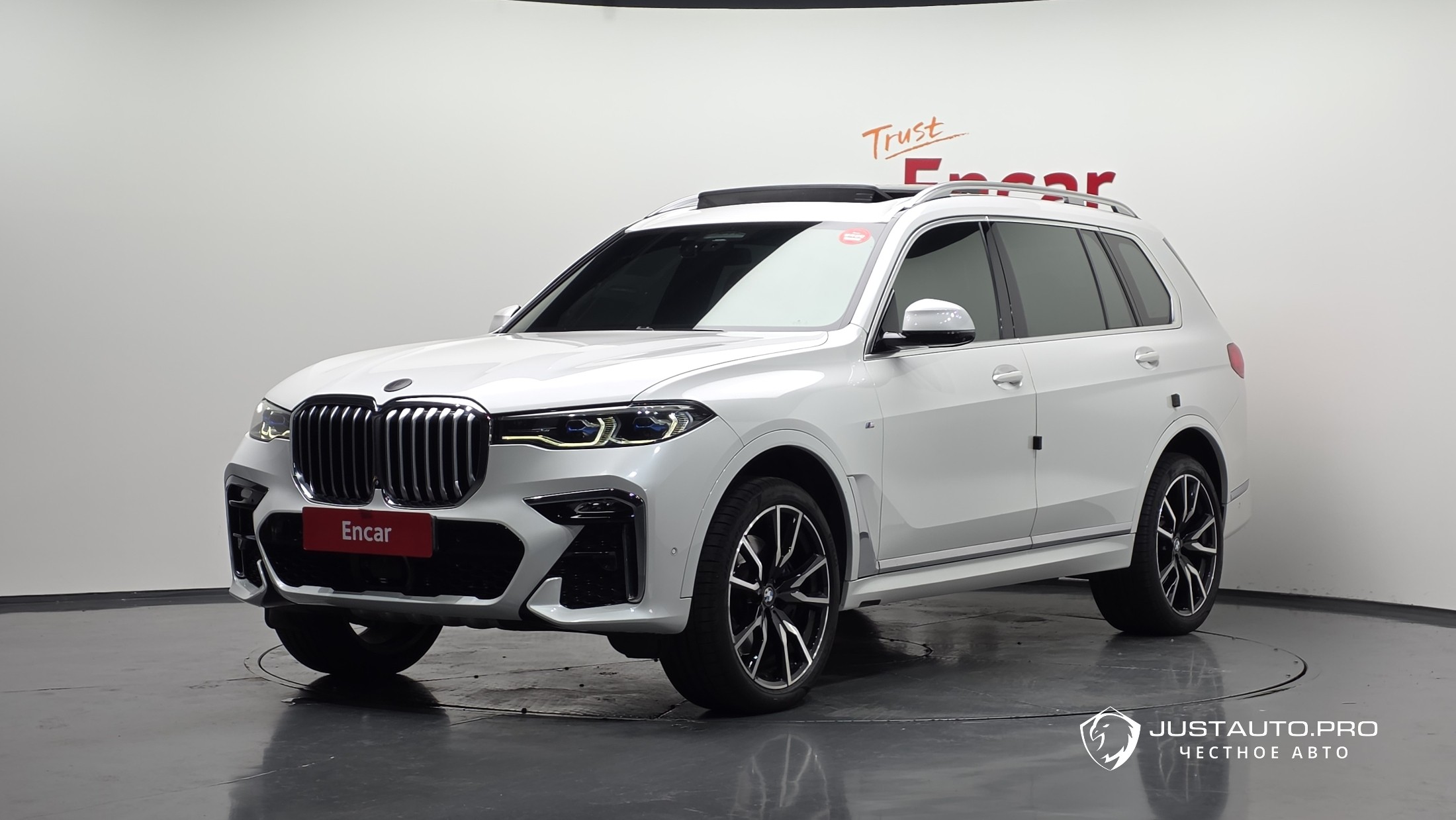 Автомобиль BMW X7