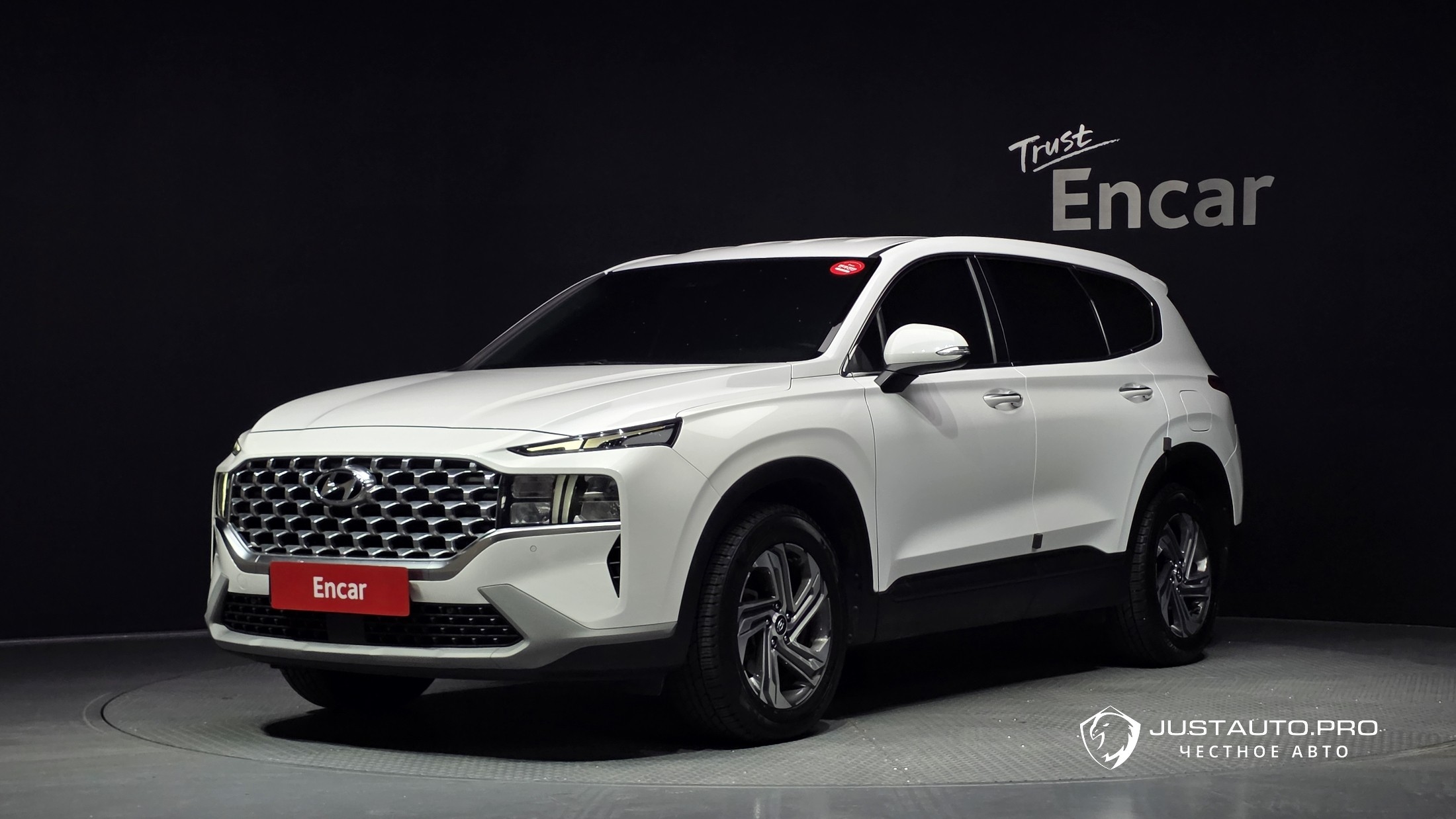 Автомобиль Hyundai Santafe