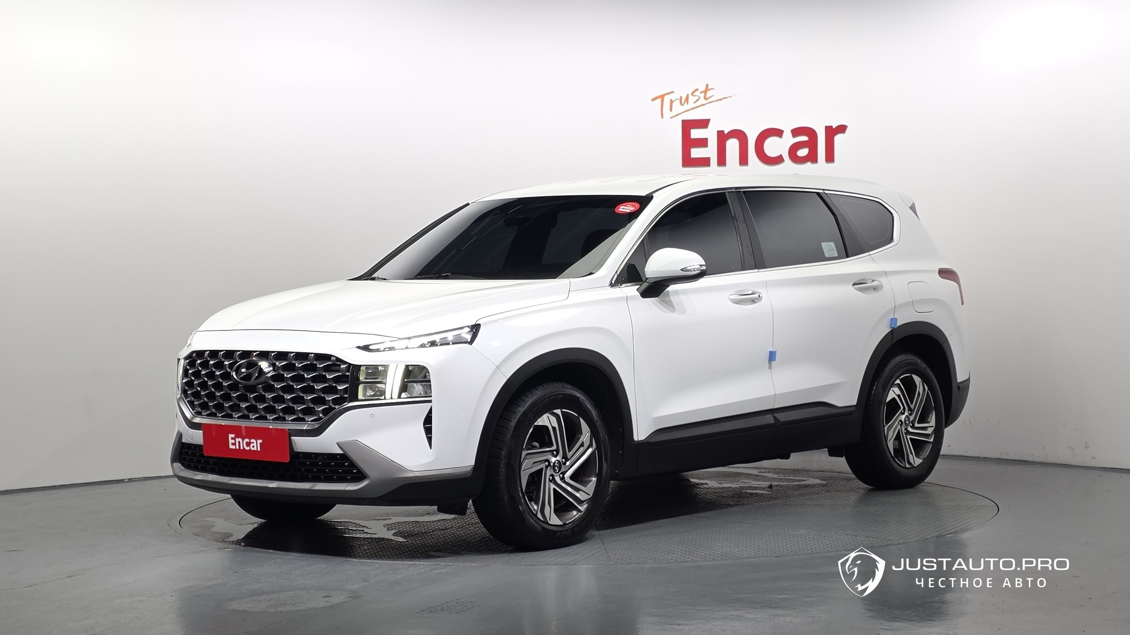 Автомобиль Hyundai Santafe