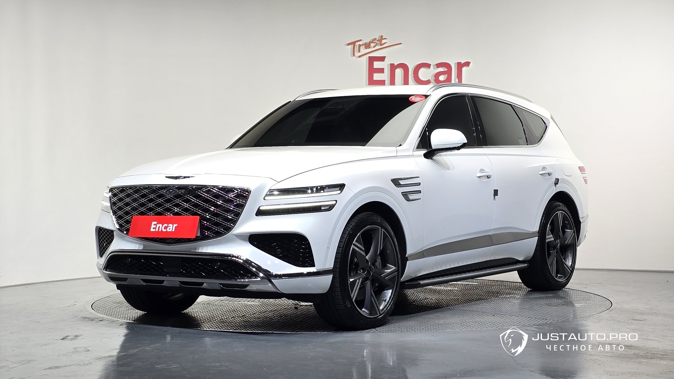 Автомобиль Genesis GV80