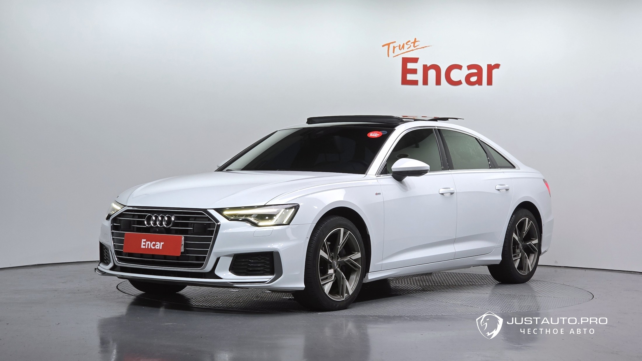 Автомобиль Audi A6