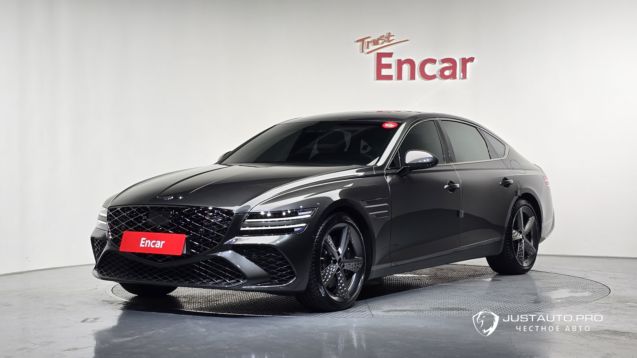 Автомобиль Genesis G80