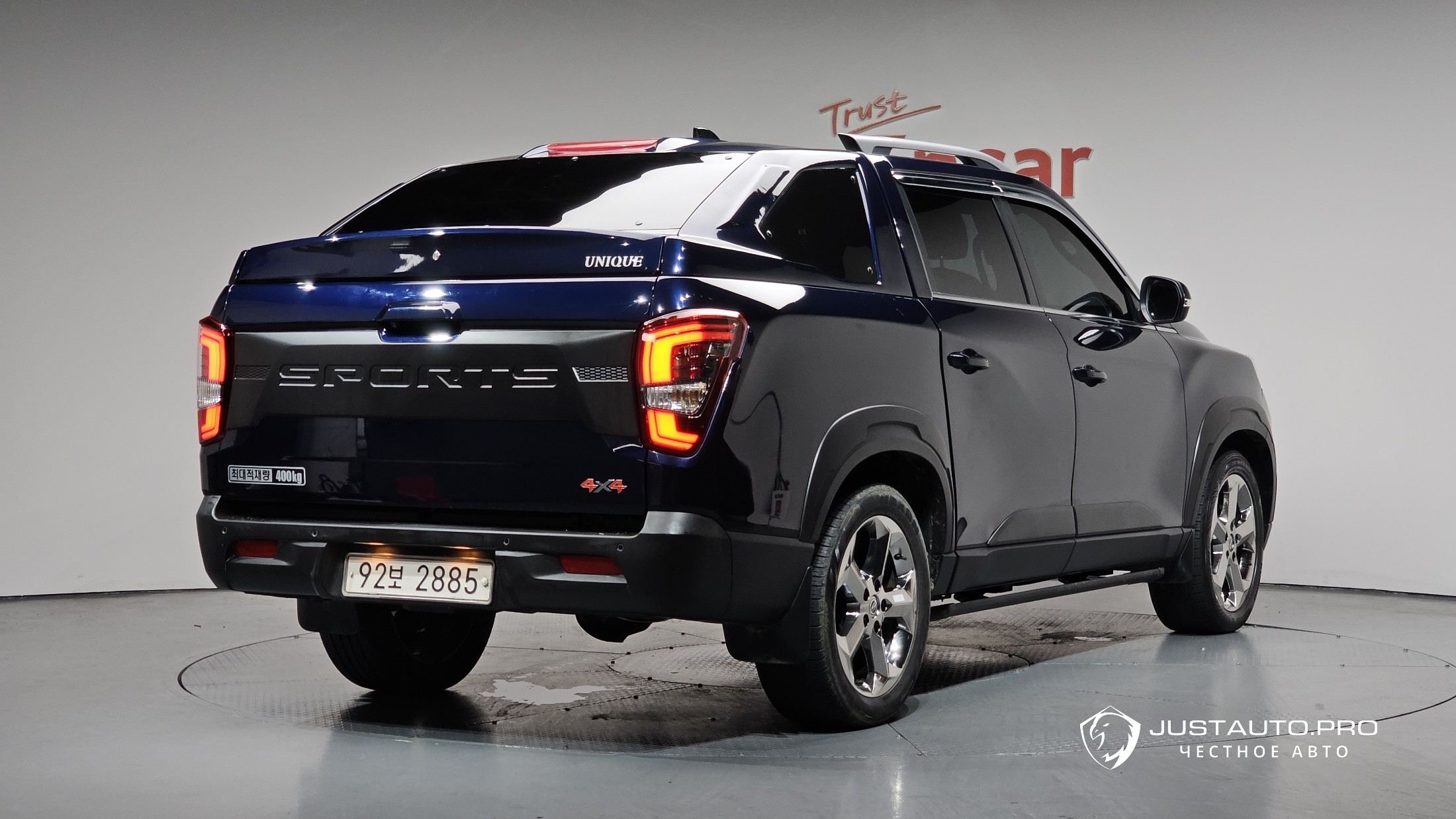 Автомобиль KG_Mobility_Ssangyong Rexton