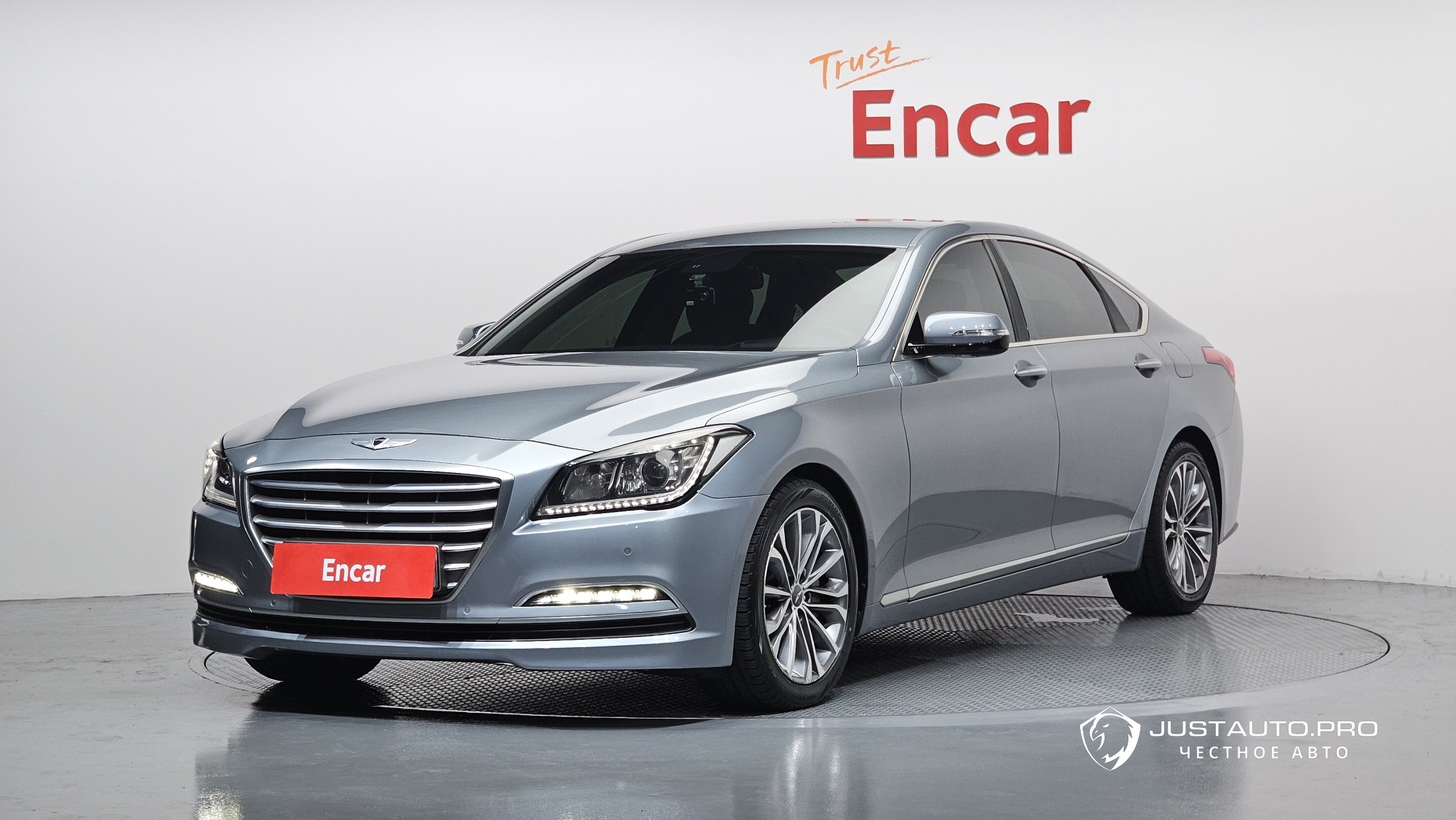 Автомобиль Hyundai Genesis