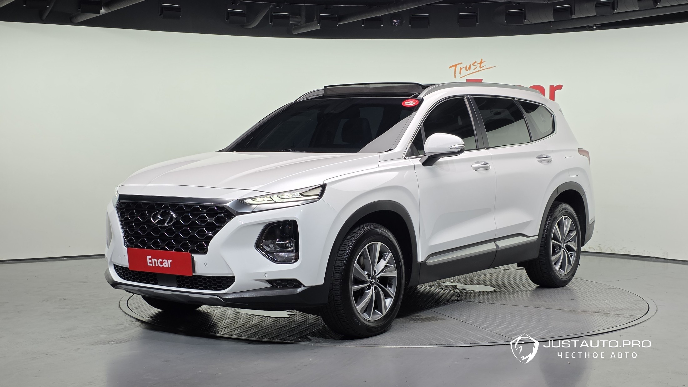 Автомобиль Hyundai Santafe