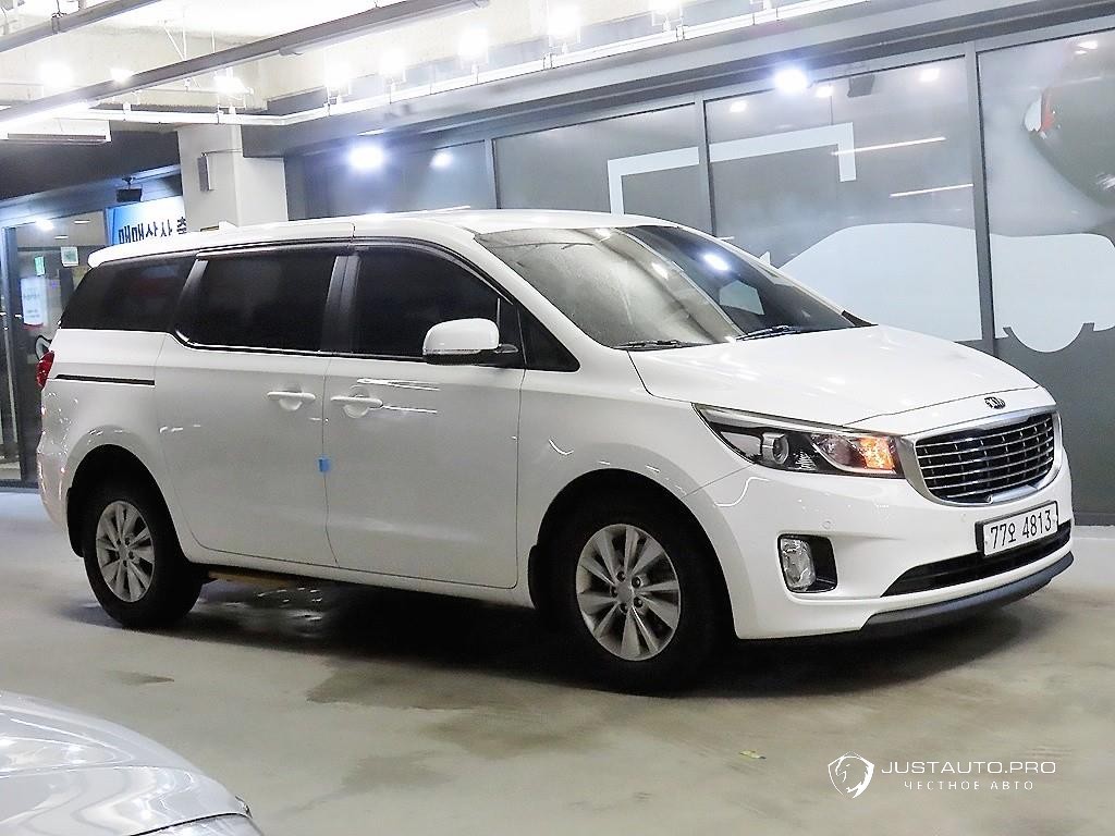 Автомобиль Kia Canival