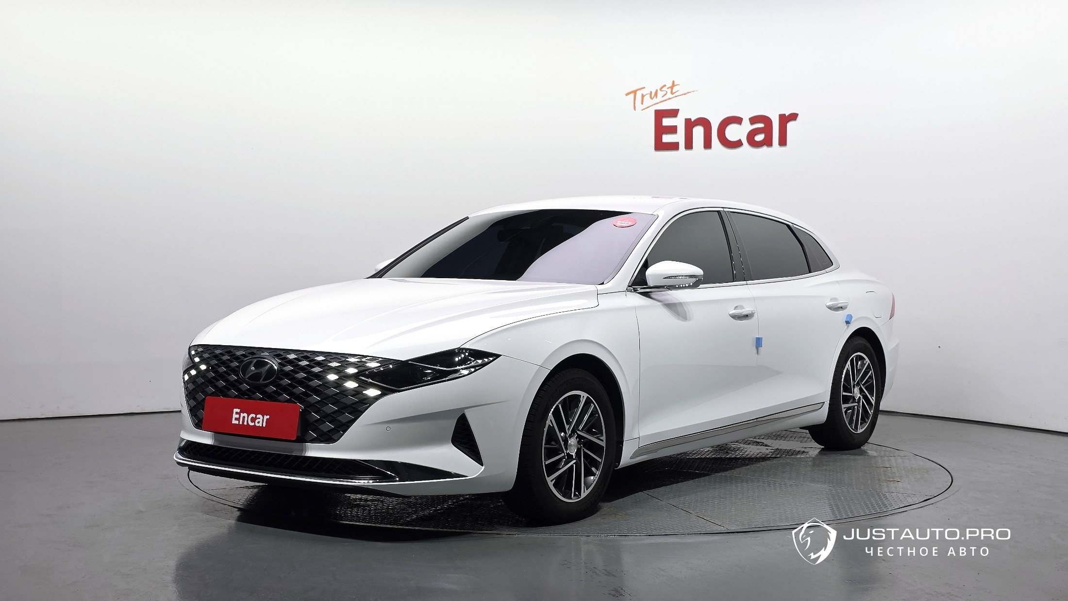 Автомобиль Hyundai Grandeur