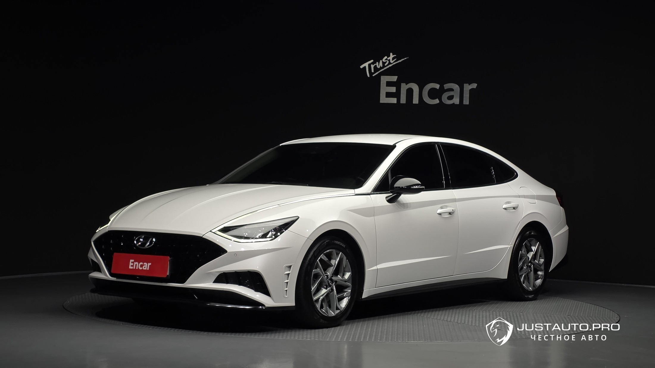 Автомобиль Hyundai Sonata