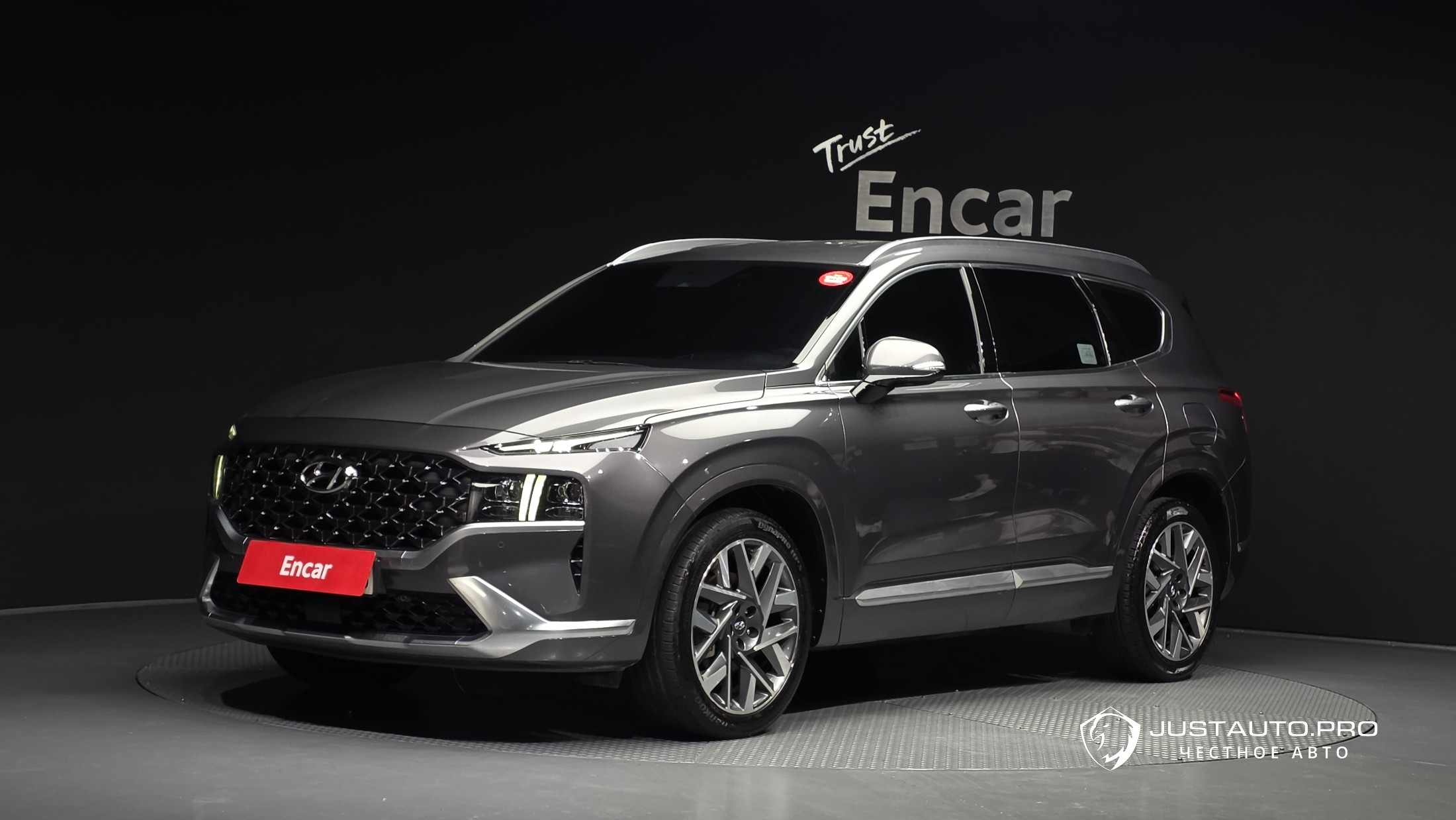Автомобиль Hyundai Santafe