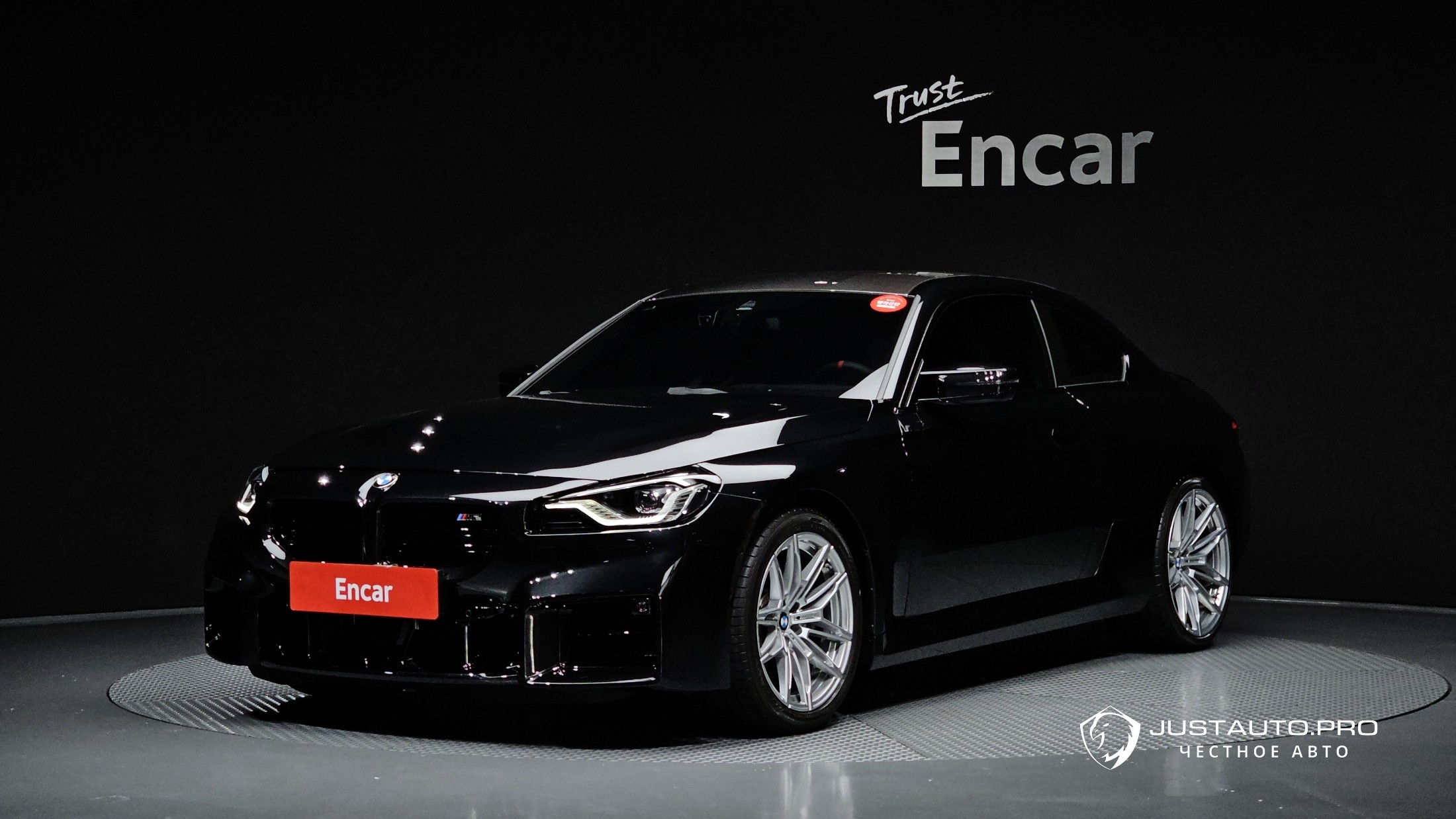 Автомобиль BMW M2