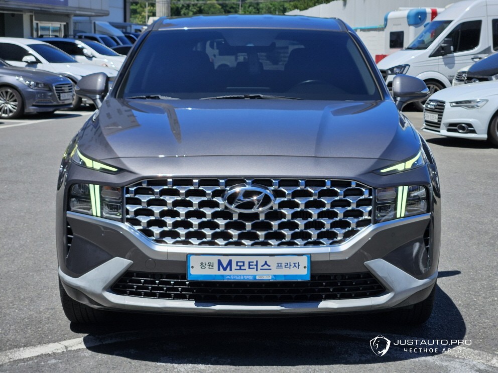Автомобиль Hyundai Santafe
