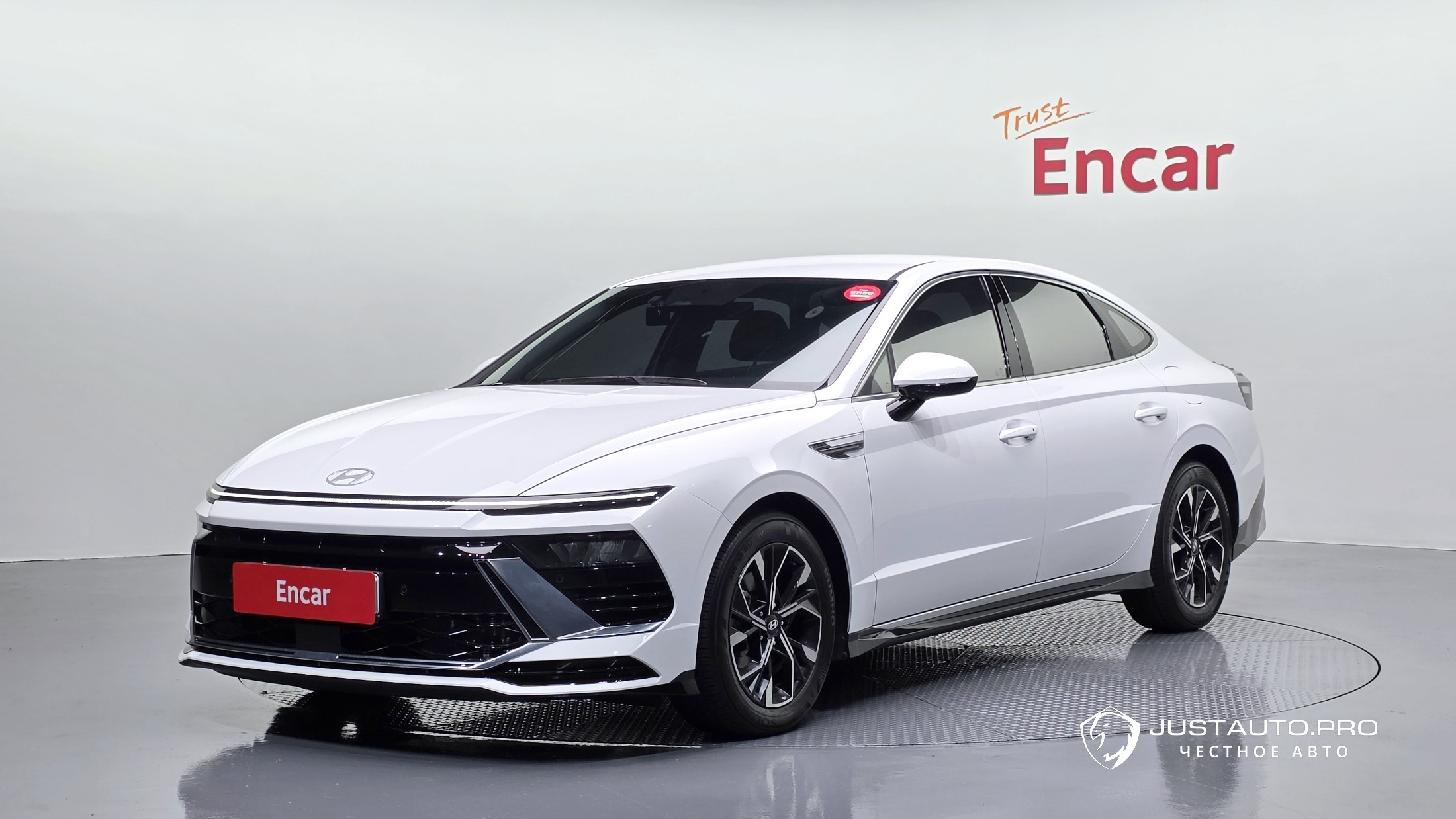 Автомобиль Hyundai Sonata