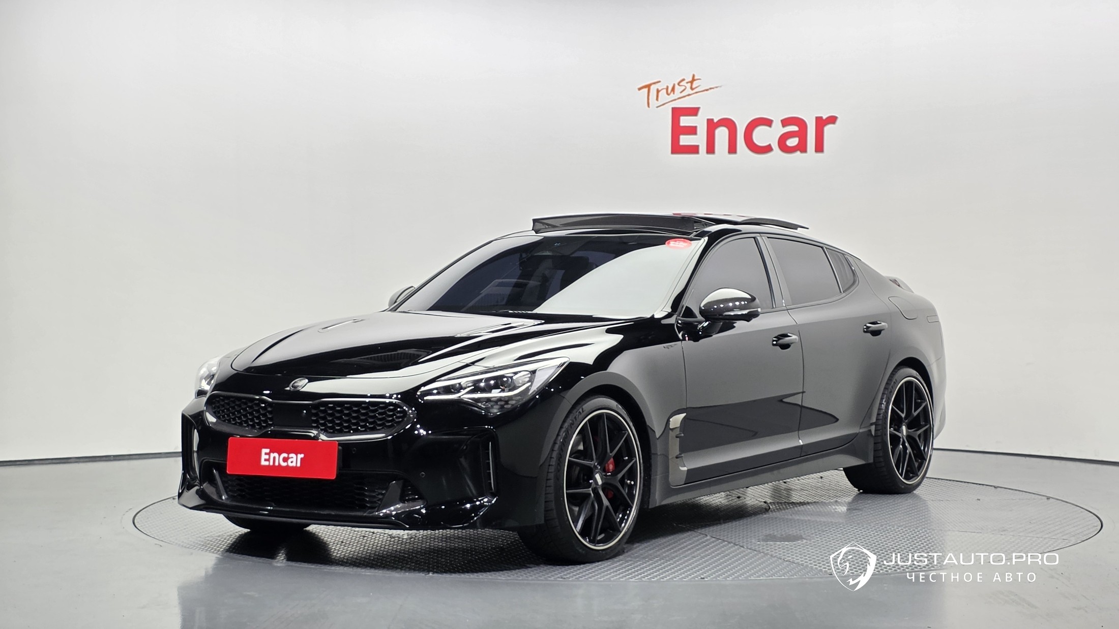 Автомобиль Kia Stinger