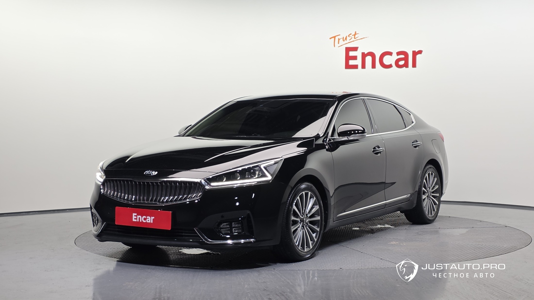 Автомобиль Kia K7