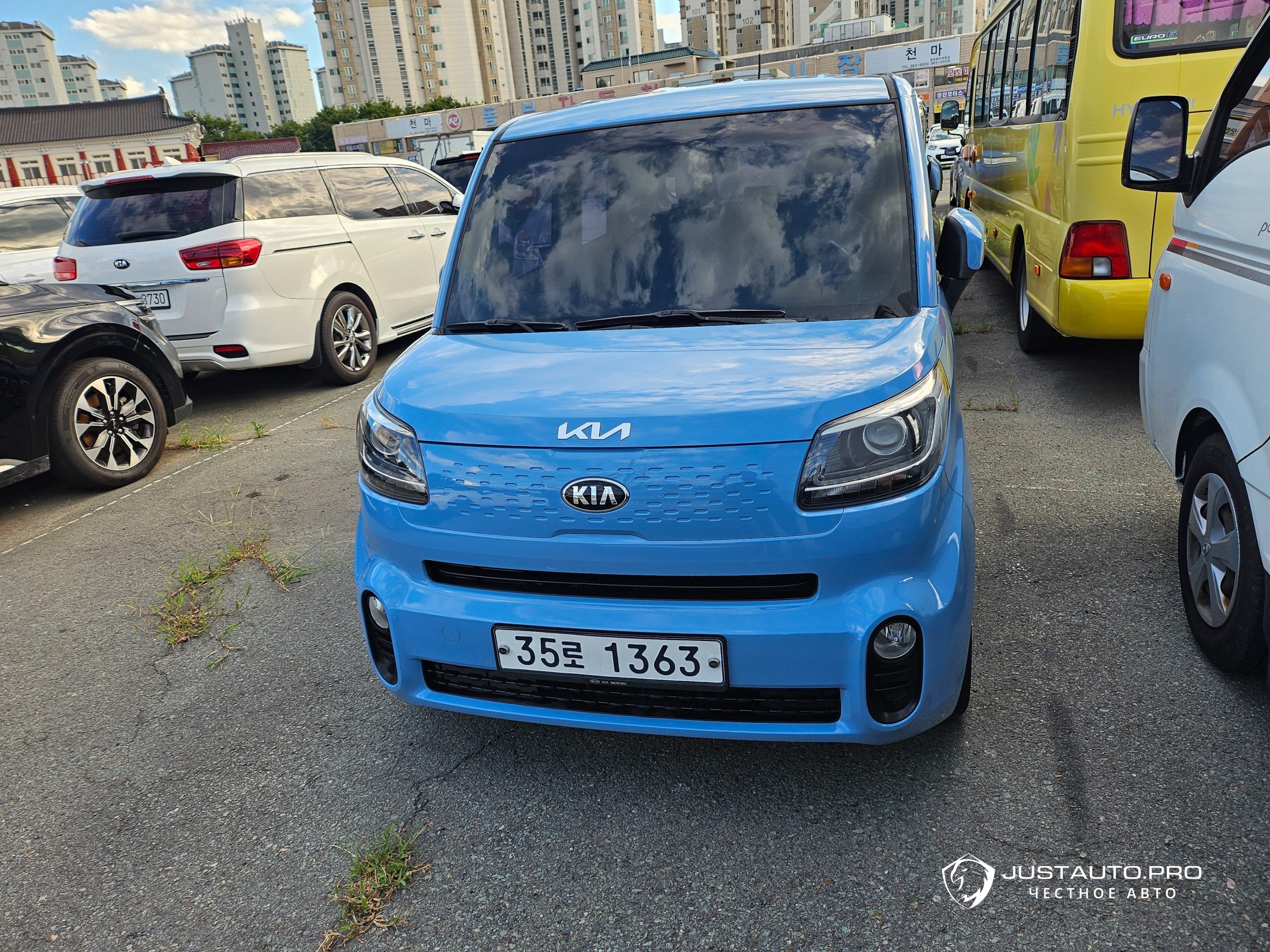 Автомобиль Kia RAY