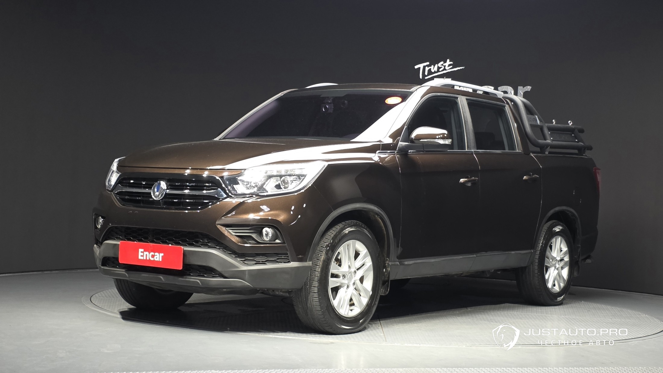 Автомобиль KG_Mobility_Ssangyong Rexton