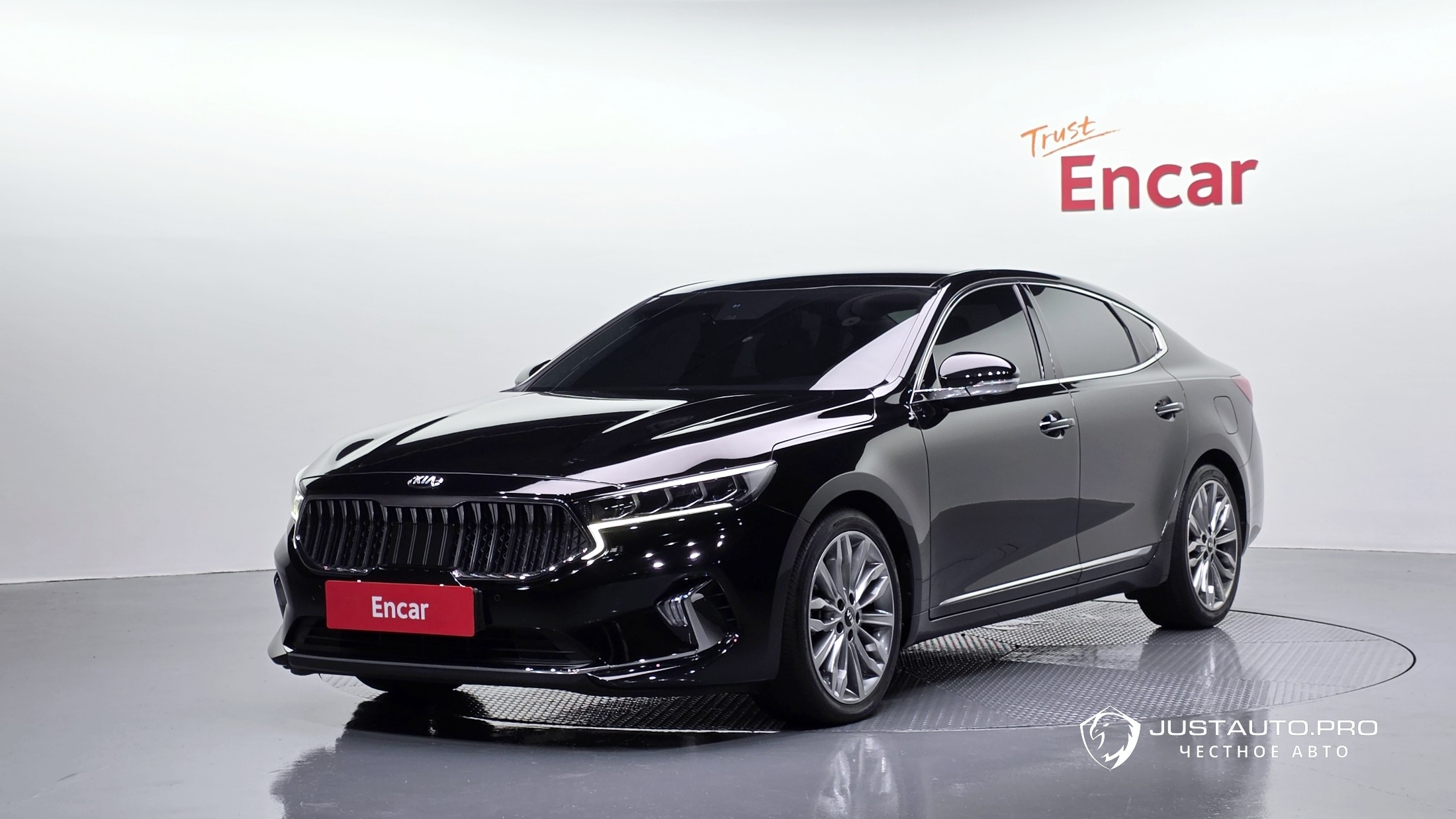 Автомобиль Kia K7