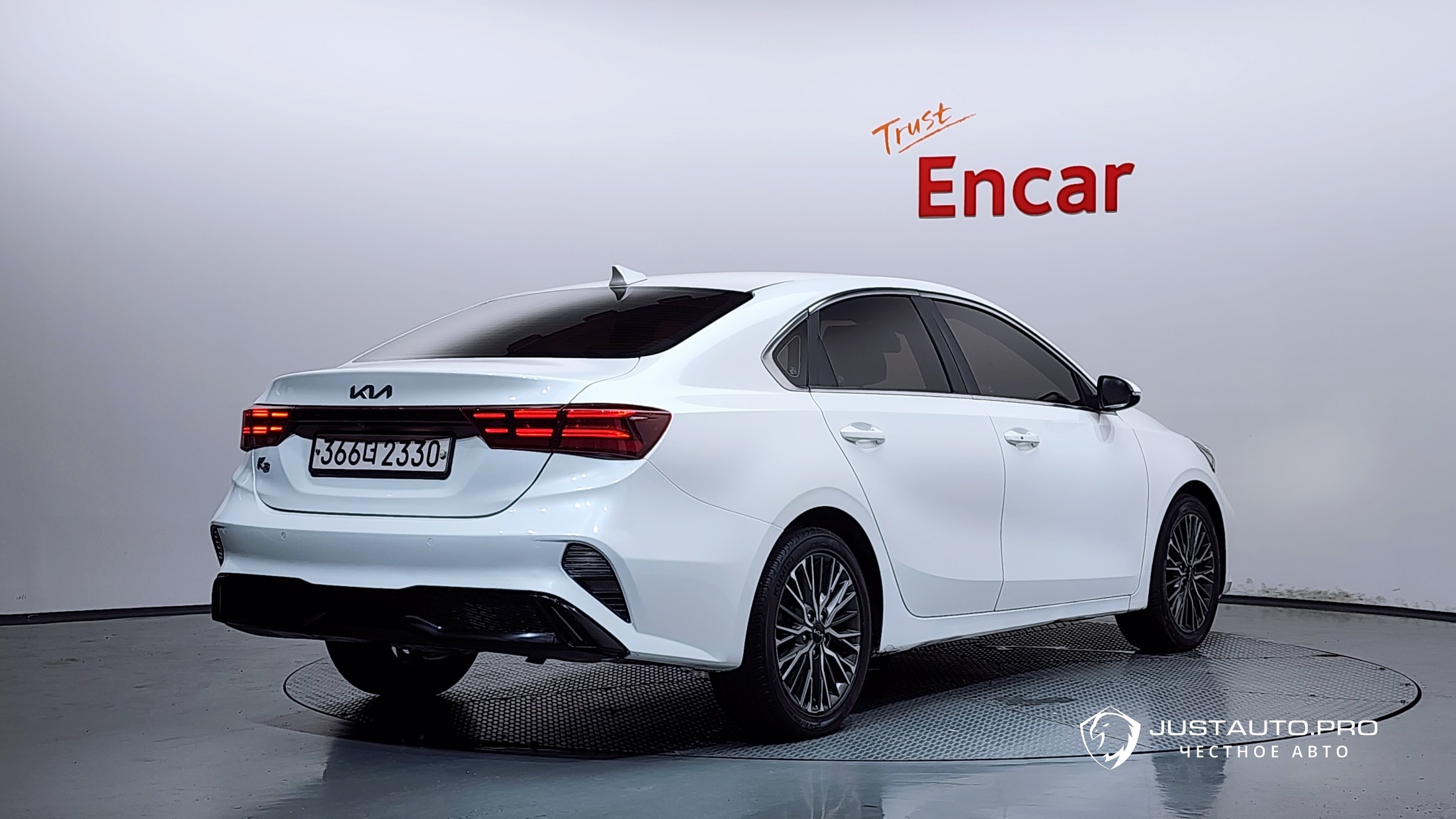 Автомобиль Kia K3