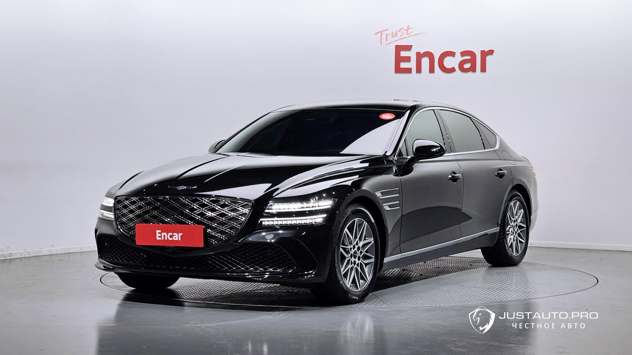 Автомобиль Genesis G80