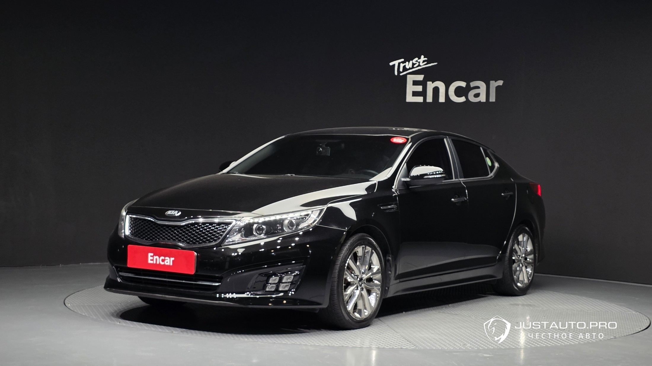 Автомобиль Kia K5