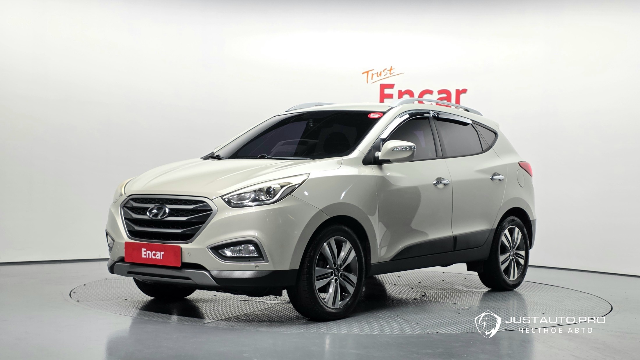 Автомобиль Hyundai Tucson