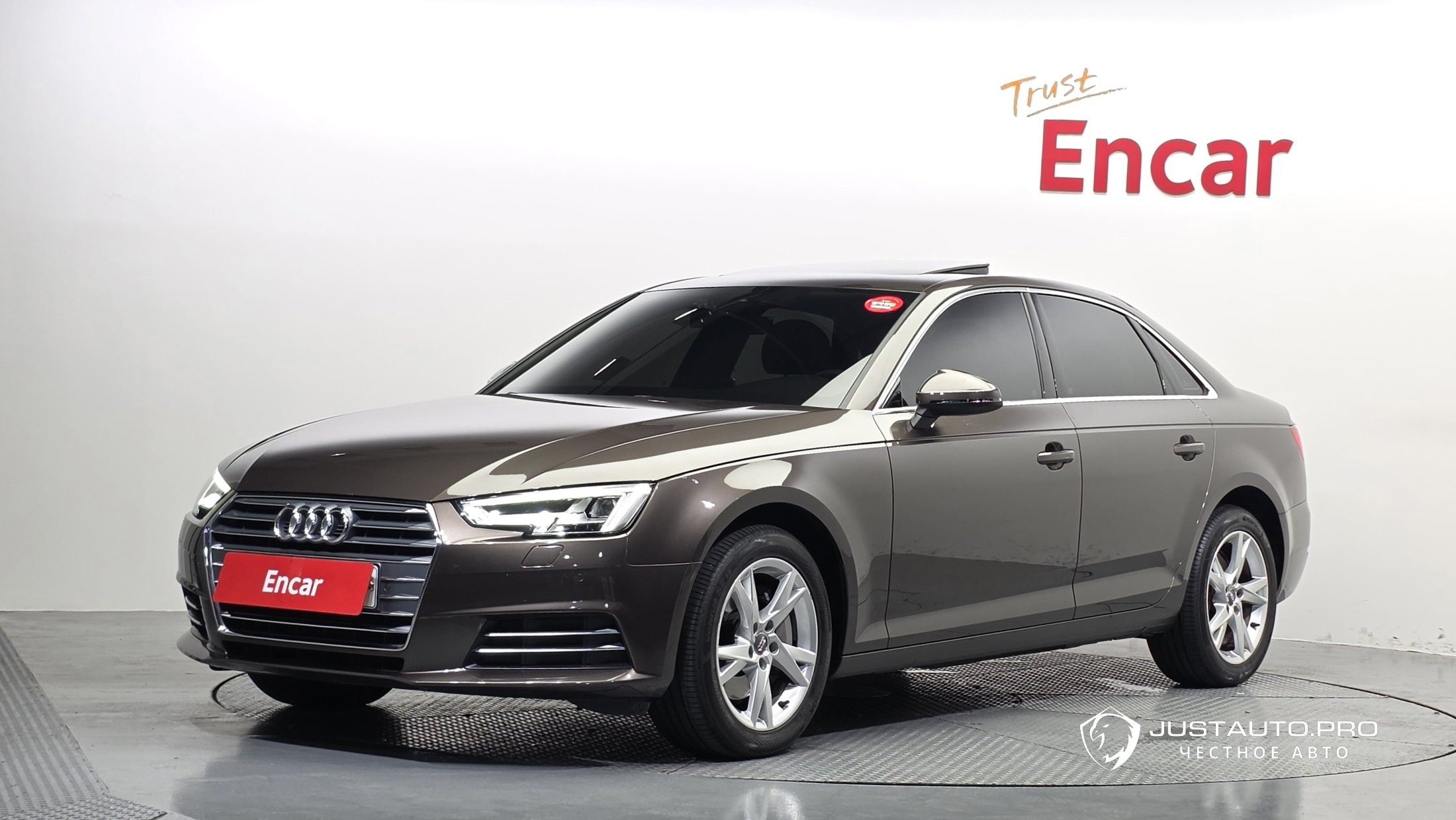 Автомобиль Audi A4