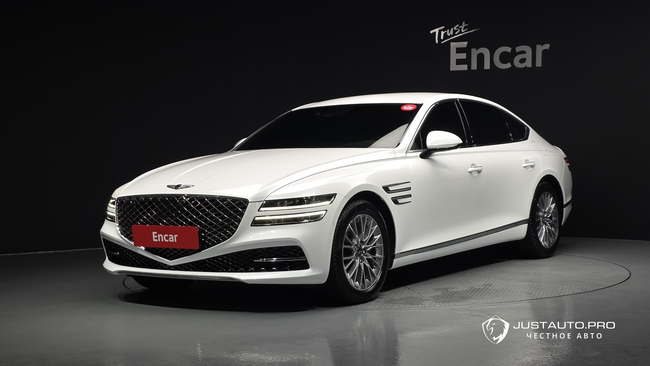 Автомобиль Genesis G80