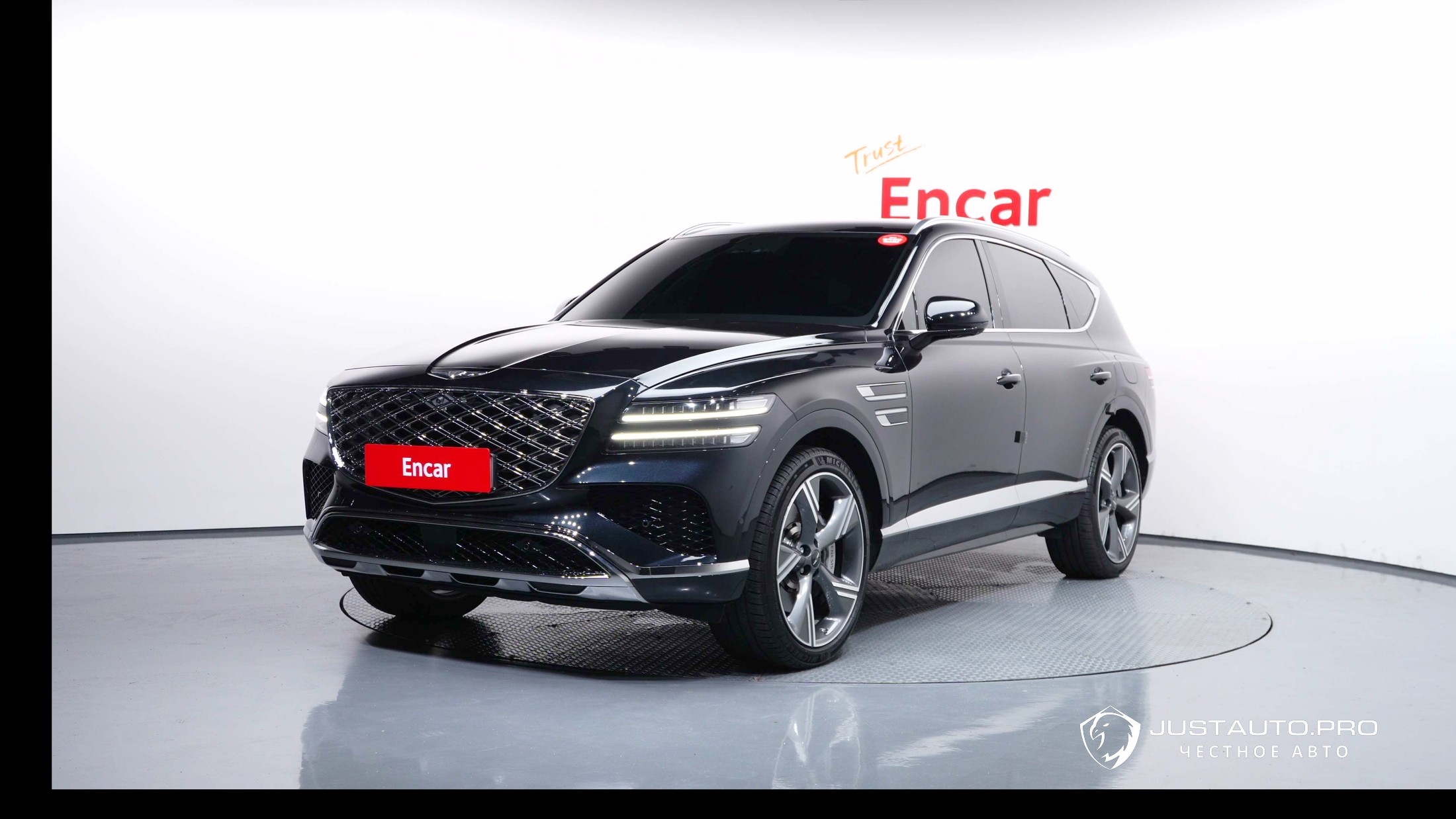 Автомобиль Genesis GV80