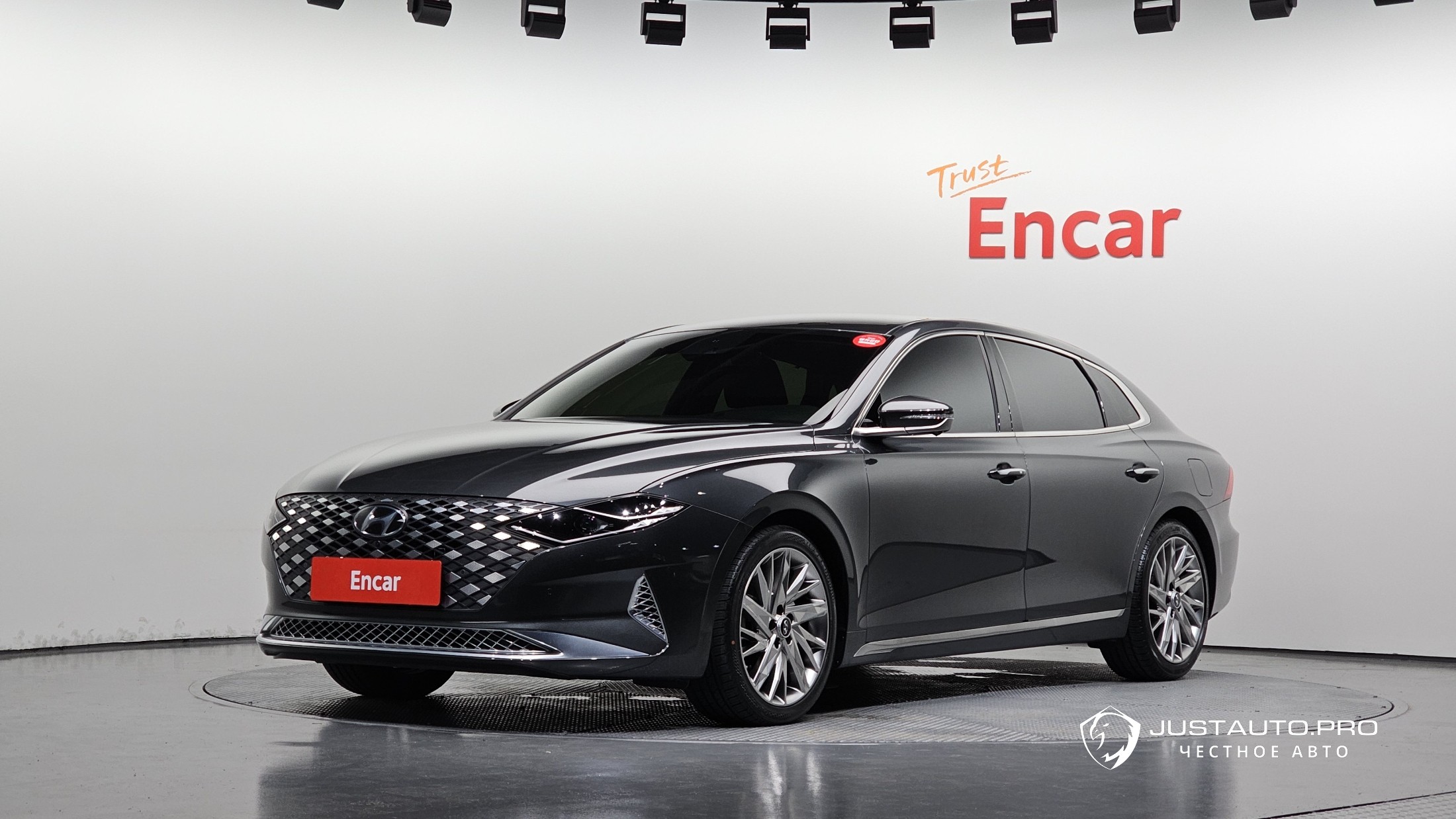 Автомобиль Hyundai Grandeur