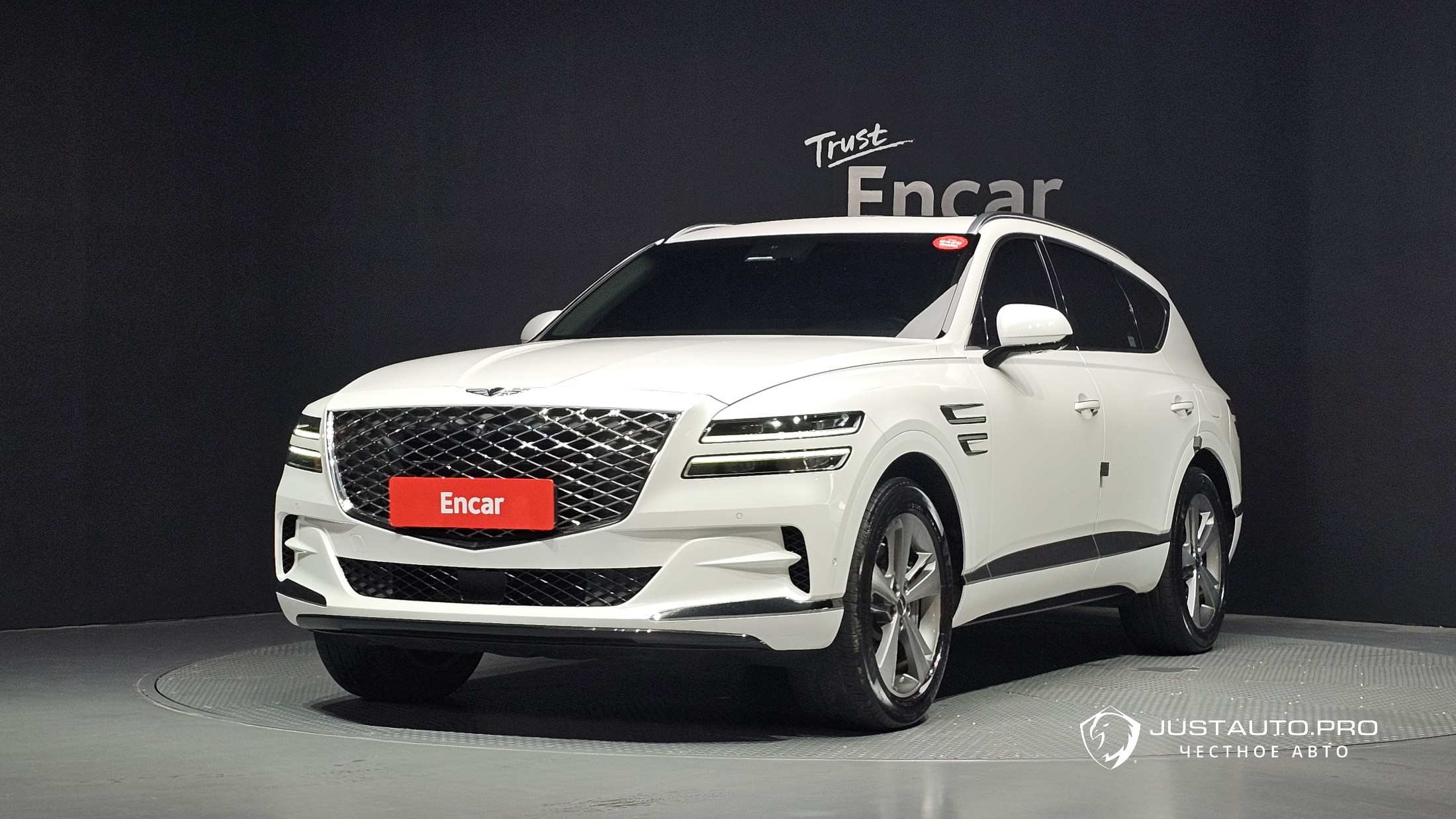 Автомобиль Genesis GV80